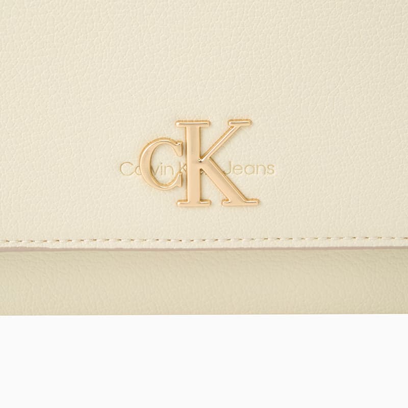 Сумка через плечо Calvin Klein Синтетический материал Сумки кросс-боди Обычный (стандартный) Women's White Золото - изображение 6