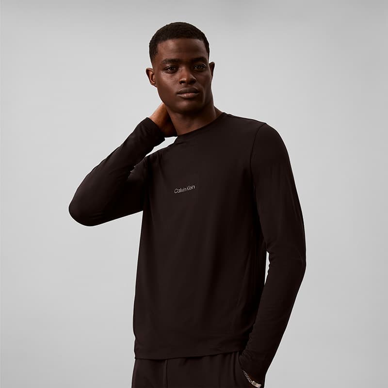 Футболка Calvin Klein UB1 Космический Черный Мужская Футболка - изображение 5