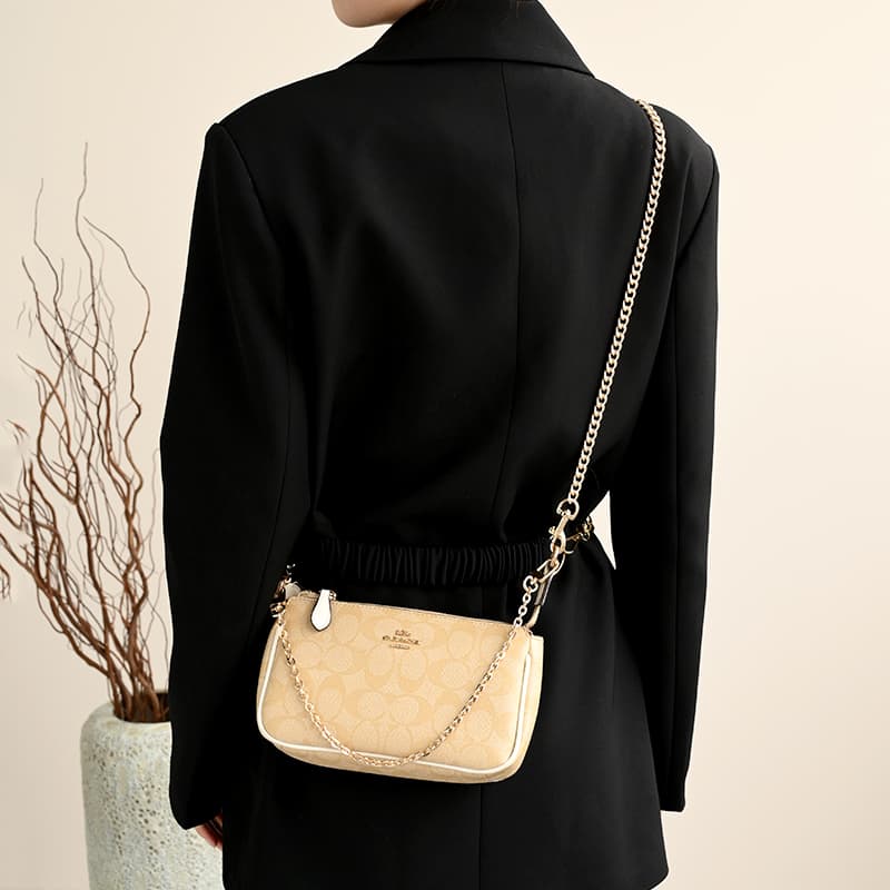 Ремень для сумки Coach Nolita 19 - изображение 3