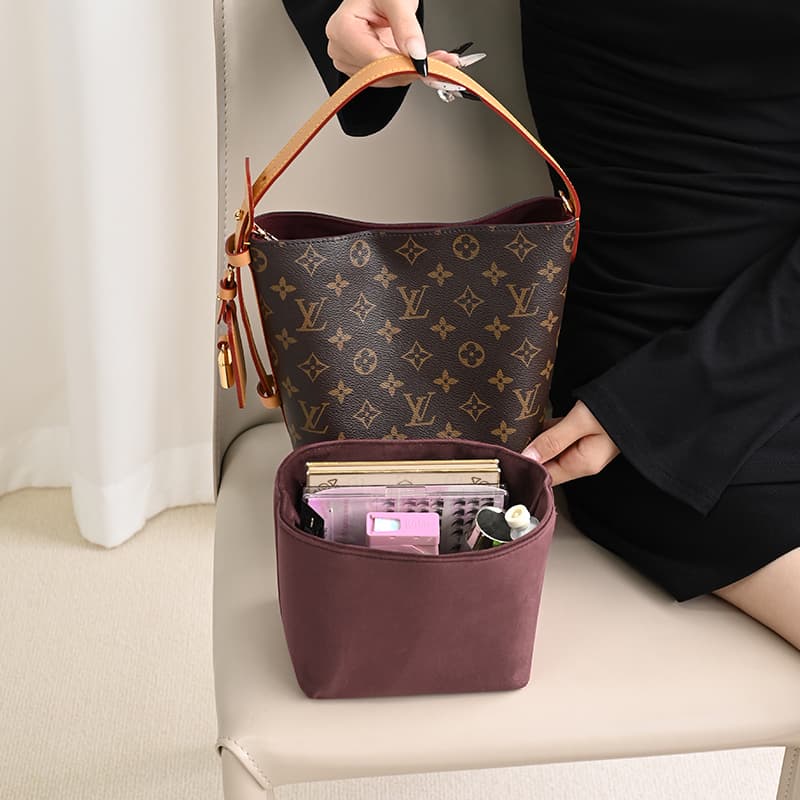 GUYI LOUIS VUITTON ALL IN BB - изображение 5