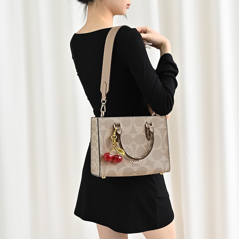 GUYI COACH Maggie tote - изображение 2