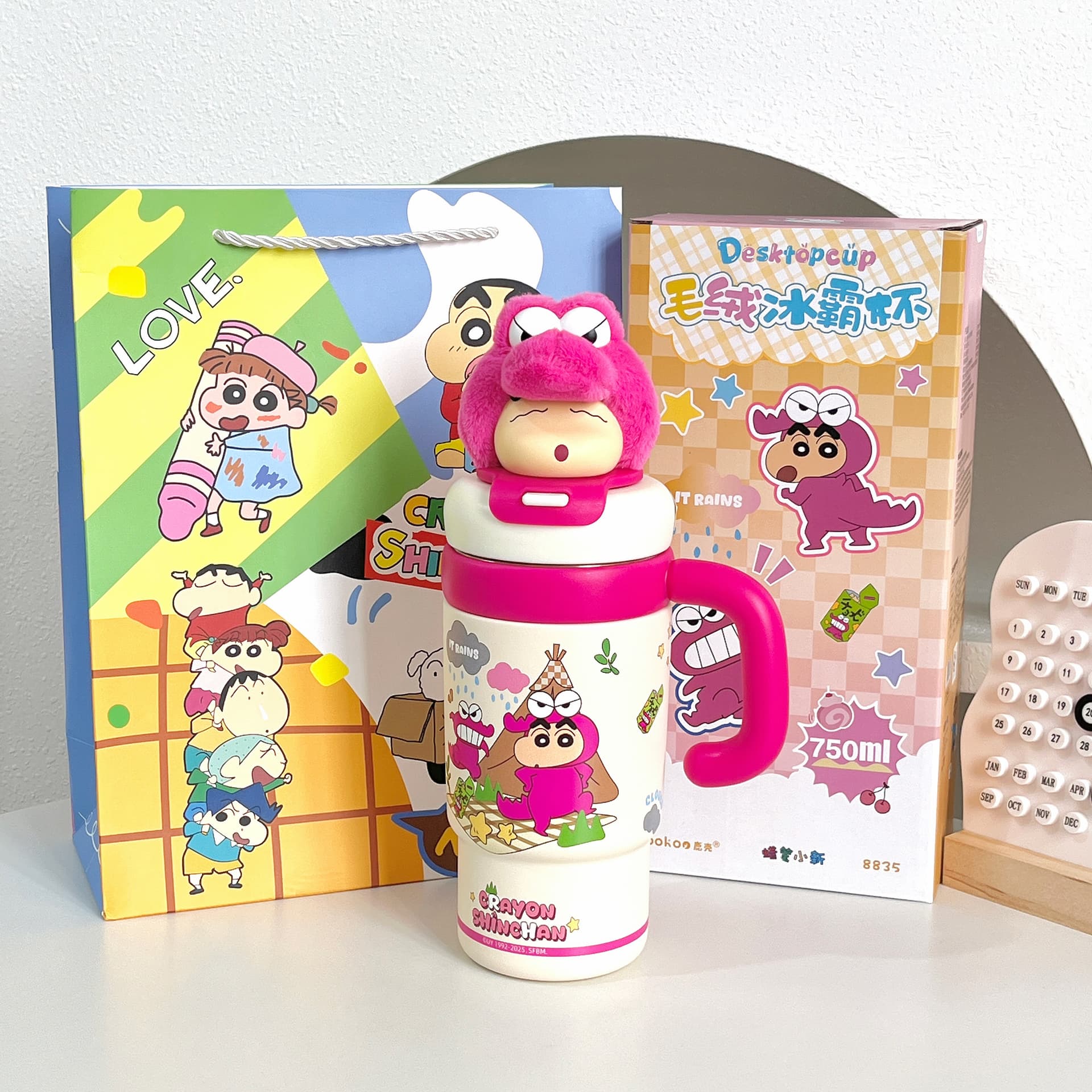 Crayon Shinchan Мягкая игрушка с объемной конструкцией охлаждающая ледяной король термокружка 750 мл - изображение 5