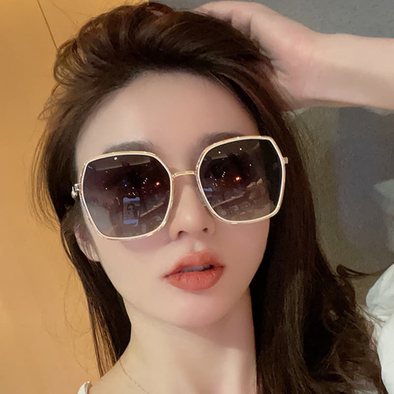 Солнцезащитные очки VINEY PC - изображение 3