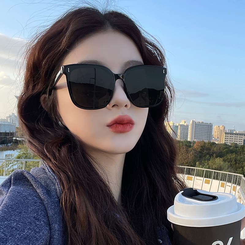 Солнцезащитные очки VINEY PC - изображение 4