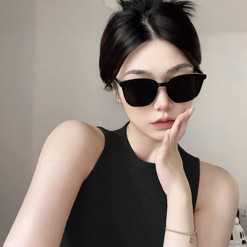 Солнцезащитные очки VINEY - изображение 4