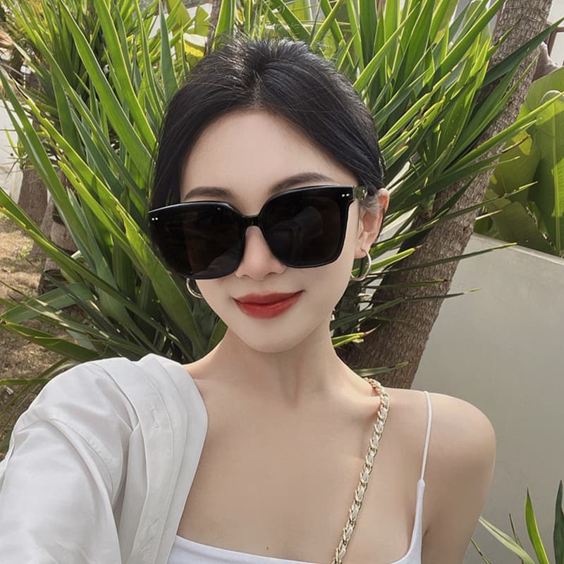 Солнцезащитные очки VINEY - изображение 4