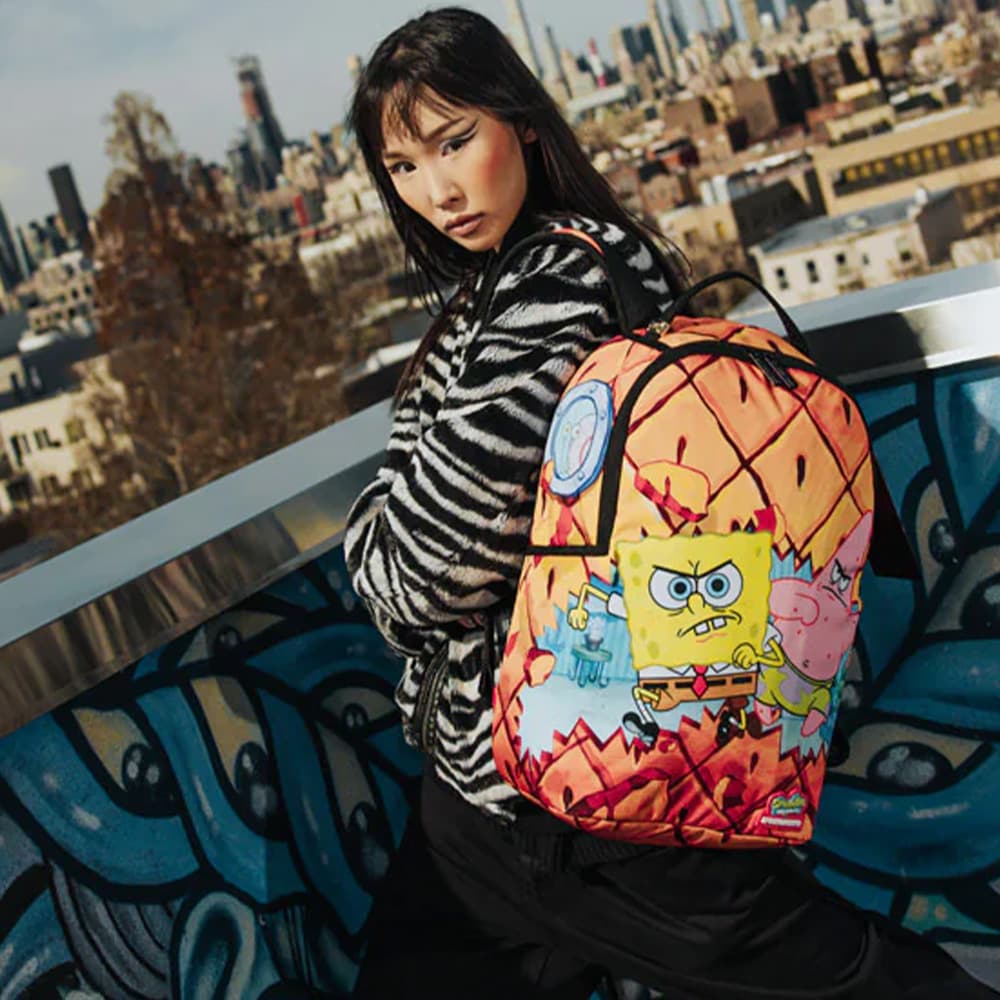 Рюкзак SPRAYGROUND Губка Боб Коллаборация PVC Рюкзак Унисекс Оранжевый - изображение 8
