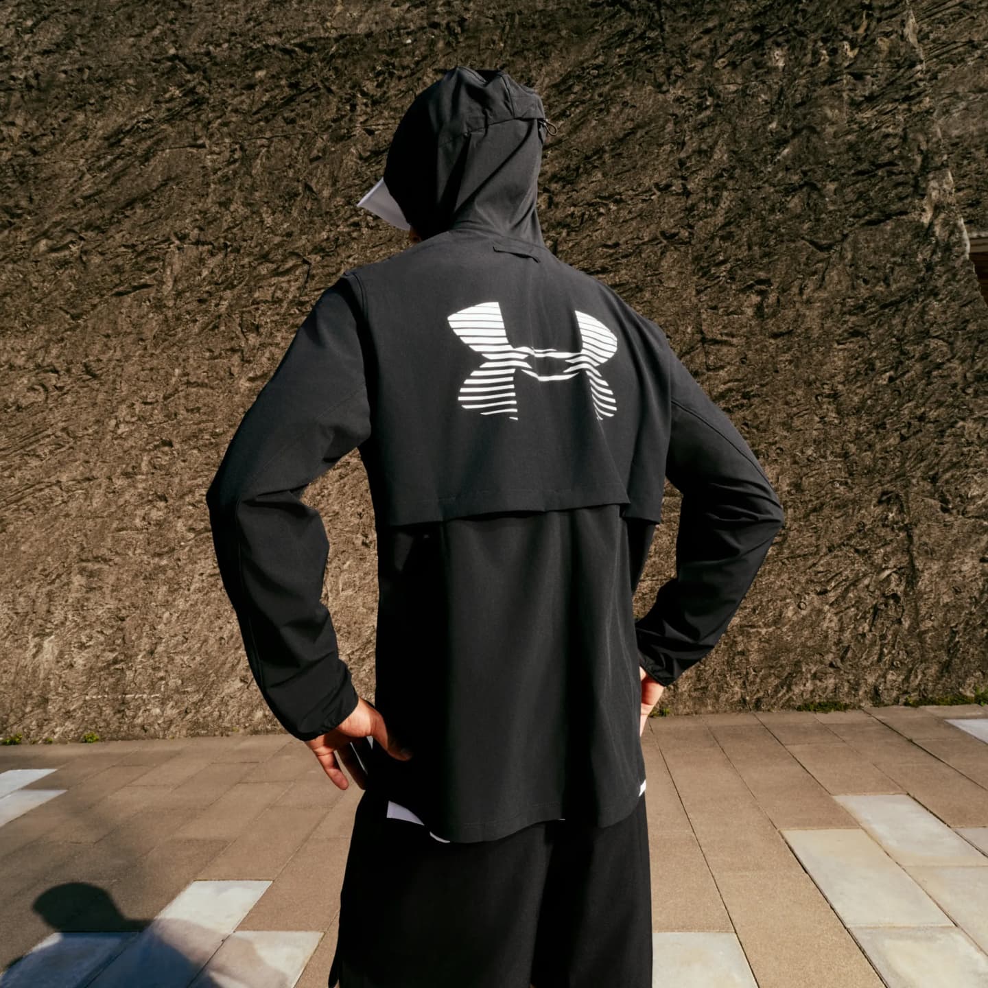 Куртка Under Armour Черный мужской Куртки - изображение 5
