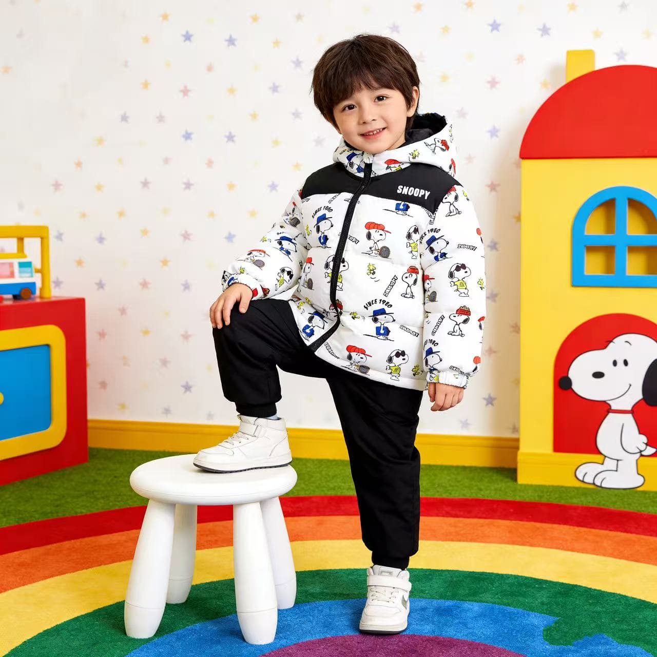 SNOOPY Белый KIDS Пуховики - изображение 4