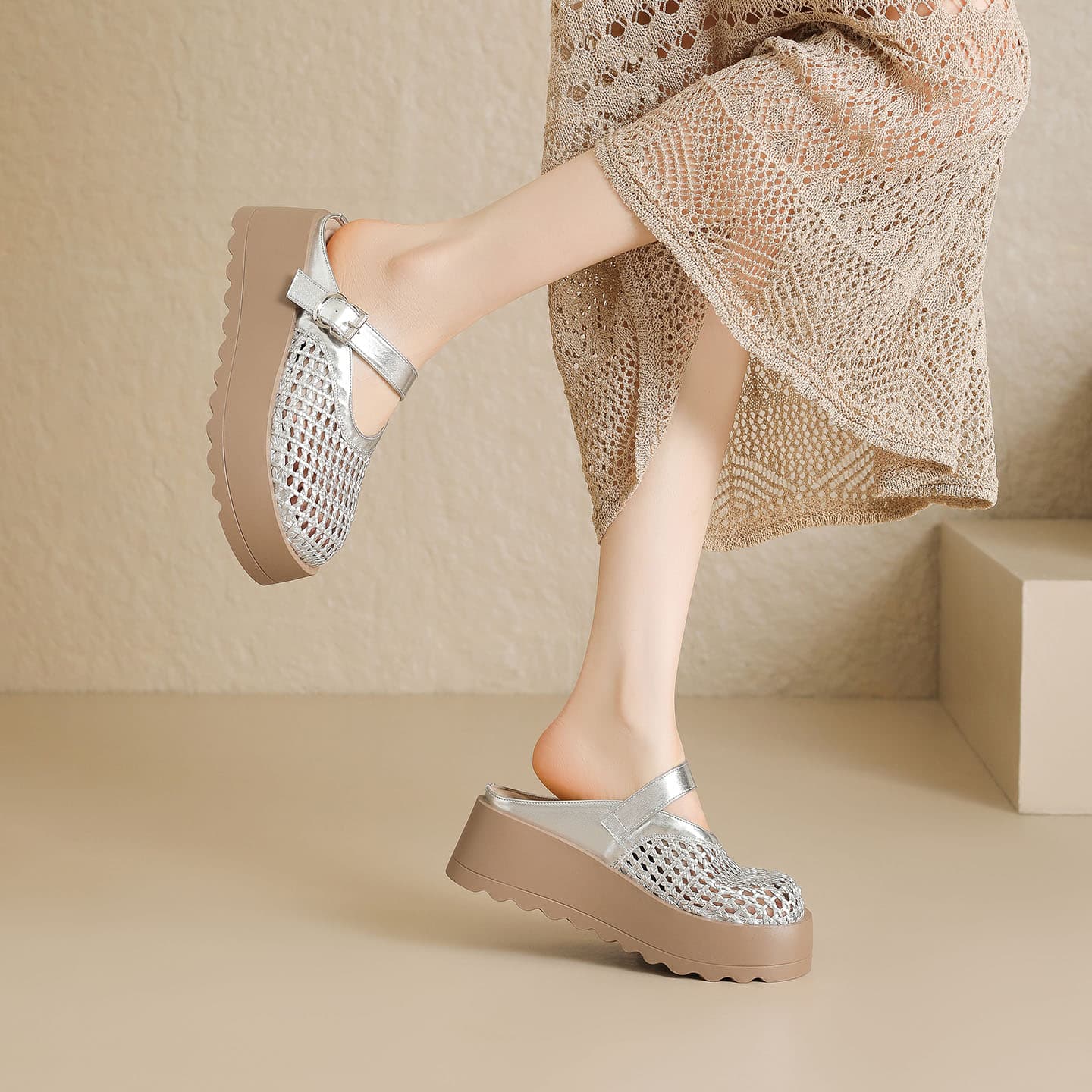 Сандалии ZHR Closed Slippers Women's - изображение 4
