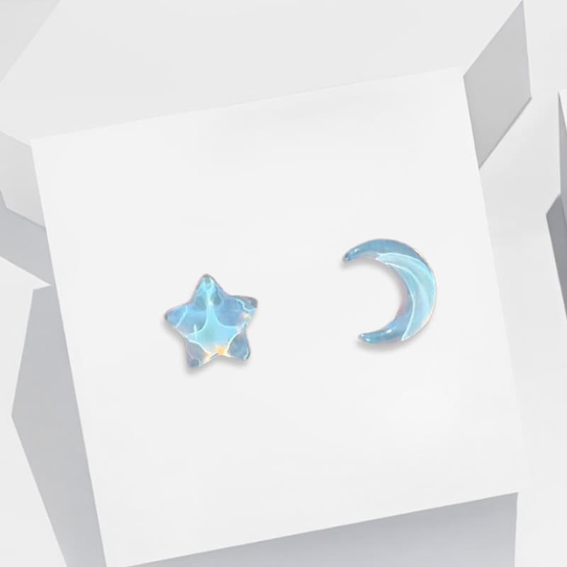 Серьги Серьги-гвоздики Ringlove из смолы женские - изображение 2