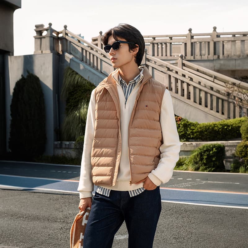 Куртка Tommy Hilfiger Мужские пуховые жилеты - изображение 3