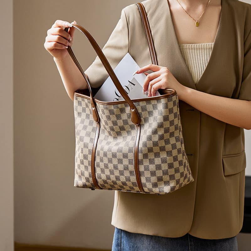 Мини-сумка pvc Tote - изображение 5