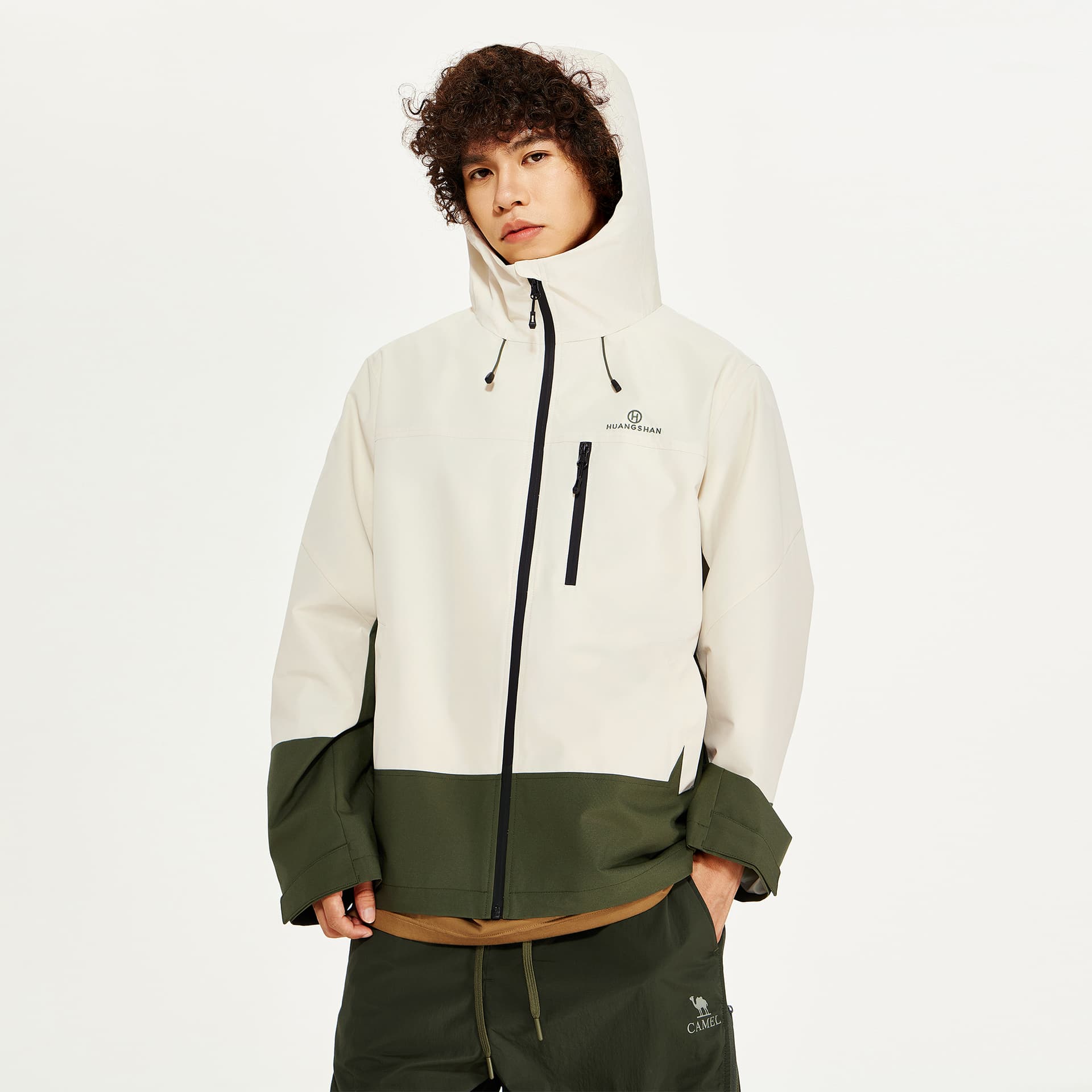 Куртка CAMEL x Huangshan Limited Edition Color Shell City Wild Series Outdoor Mountain Wear Городская техническая одежда Контрастные цвета Износостойкий Ветрозащитный Плащ Водоотталкивающая Куртка Мужской - изображение 3