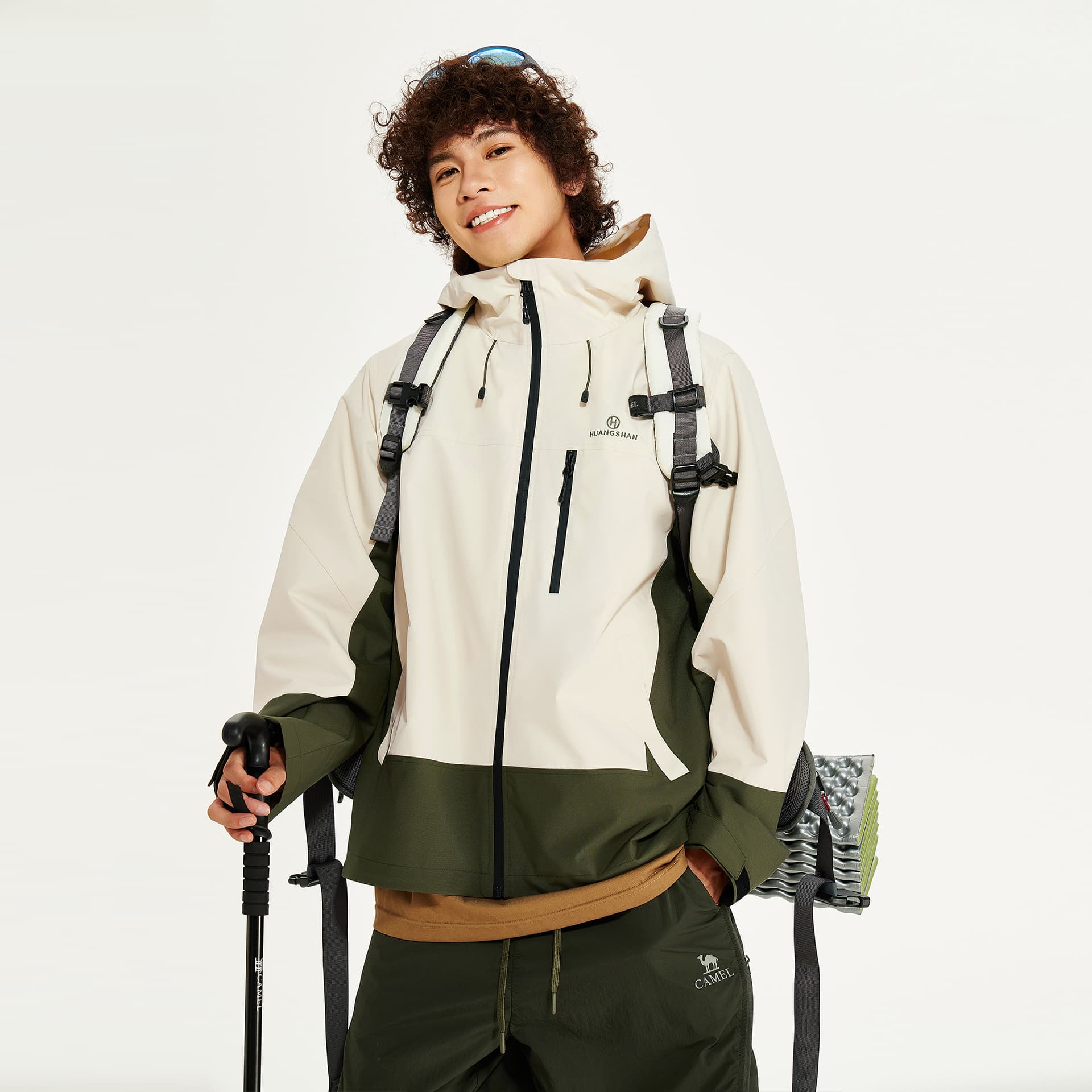 Куртка CAMEL x Huangshan Limited Edition Color Shell City Wild Series Outdoor Mountain Wear Городская техническая одежда Контрастные цвета Износостойкий Ветрозащитный Плащ Водоотталкивающая Куртка Мужской - изображение 7