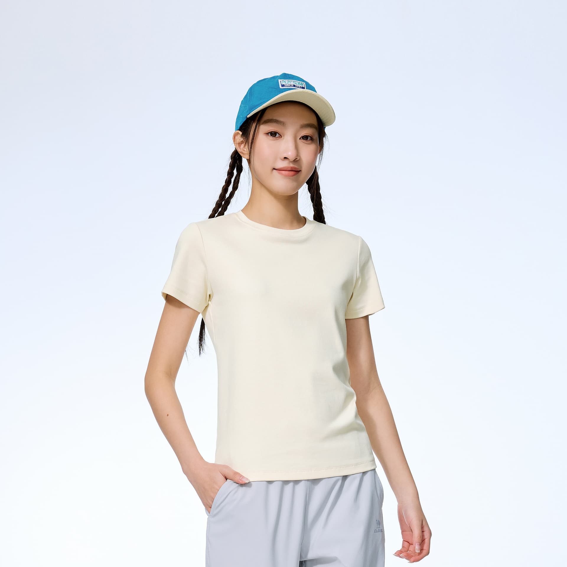 Футболка CAMEL T-Shirt Стиль кампуса Спортивная охлаждающая футболка с круглым вырезом Женская - изображение 3