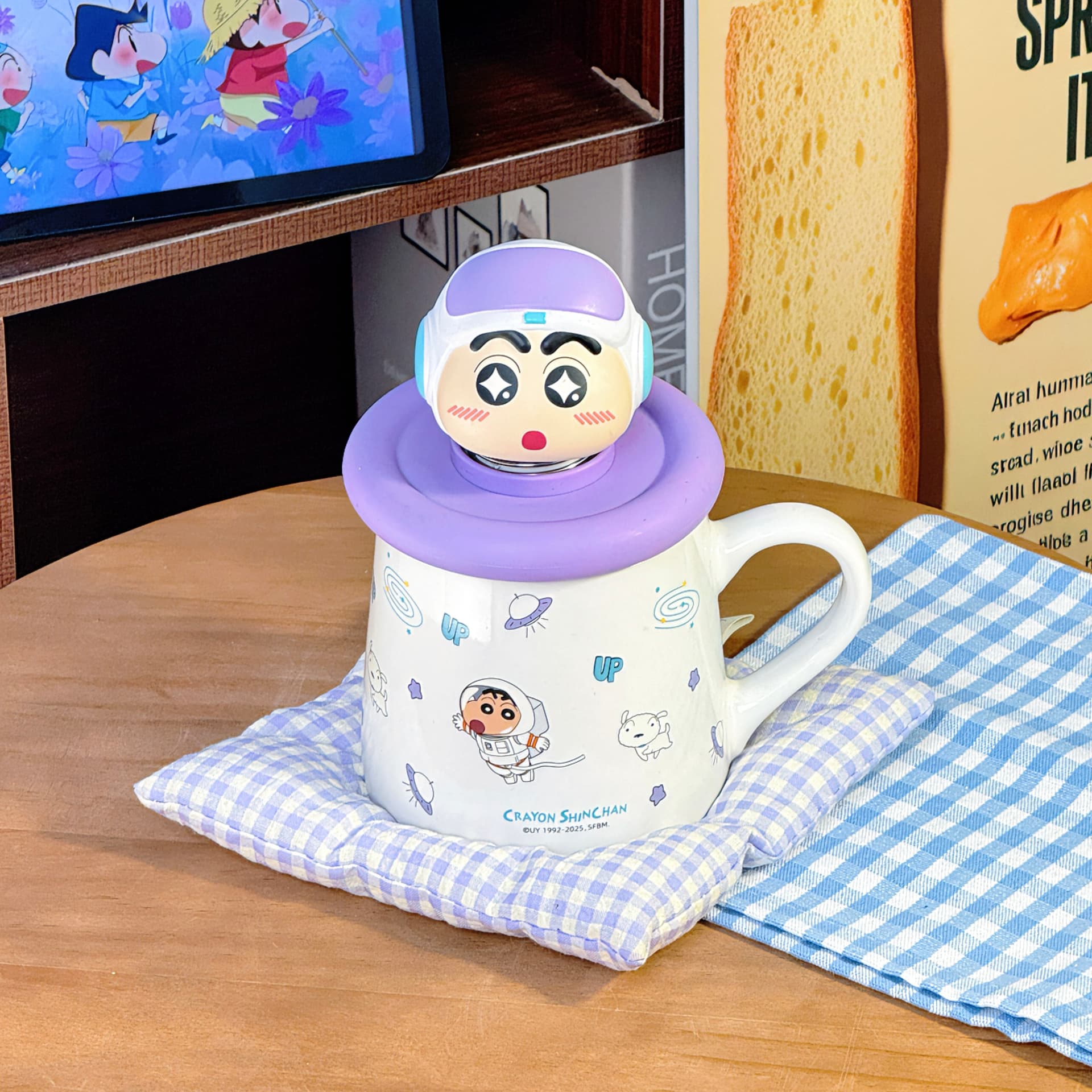 Crayon Shinchan Милый стиль Кружка с крышкой для горячих напитков 350 мл - изображение 2