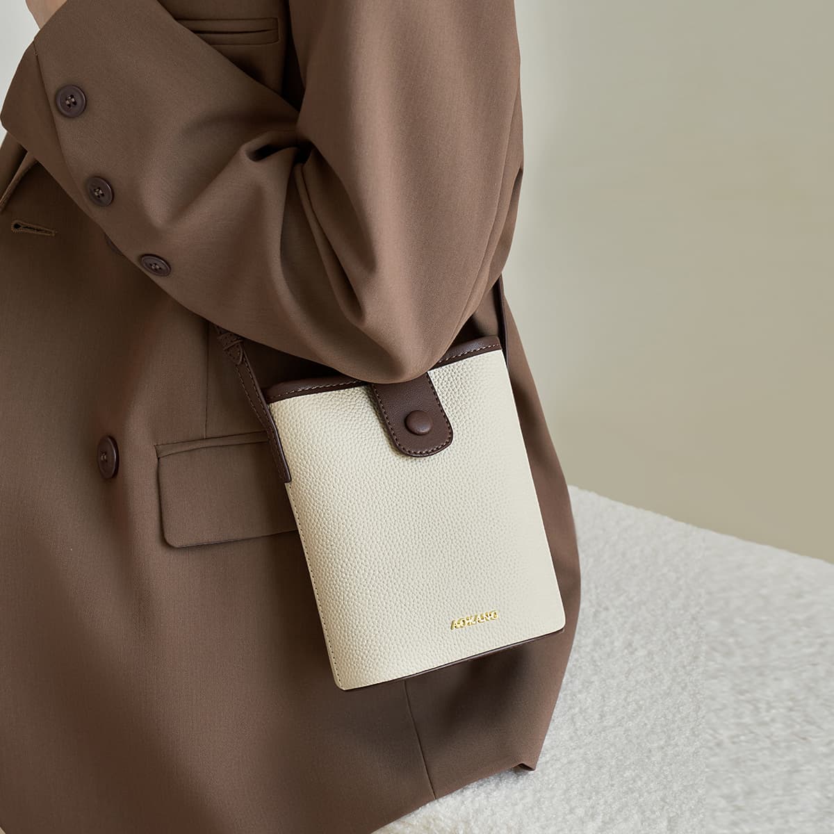 Сумка для телефона AOKANG Mini Crossbody Bag - изображение 3