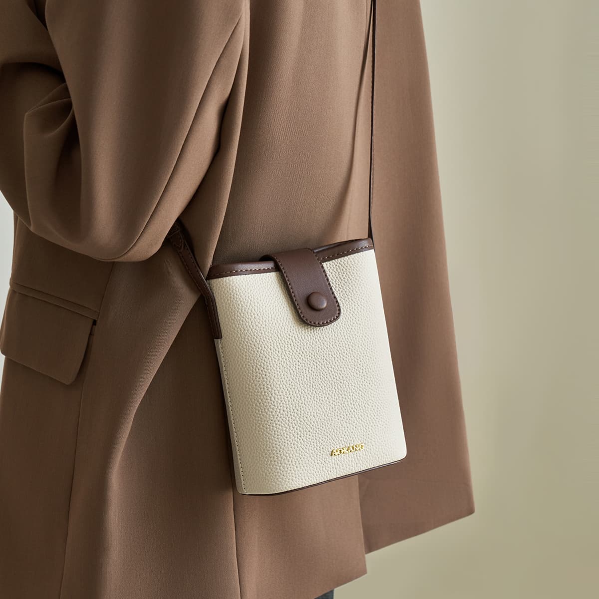 Сумка для телефона AOKANG Mini Crossbody Bag - изображение 2