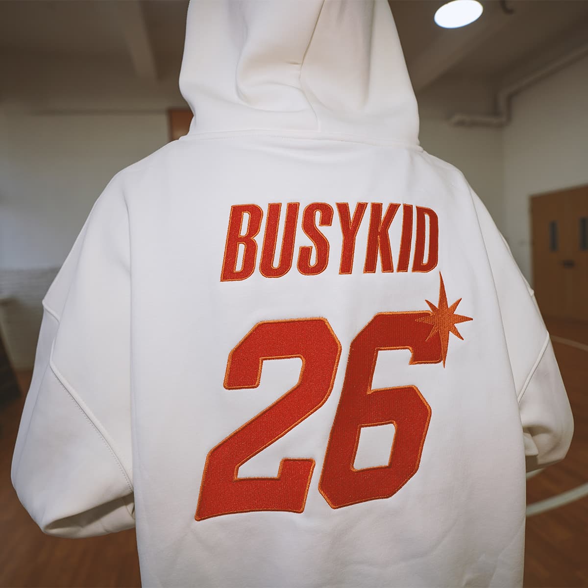 Худи Holycrap Logo Embroidered Hoodie White - изображение 5