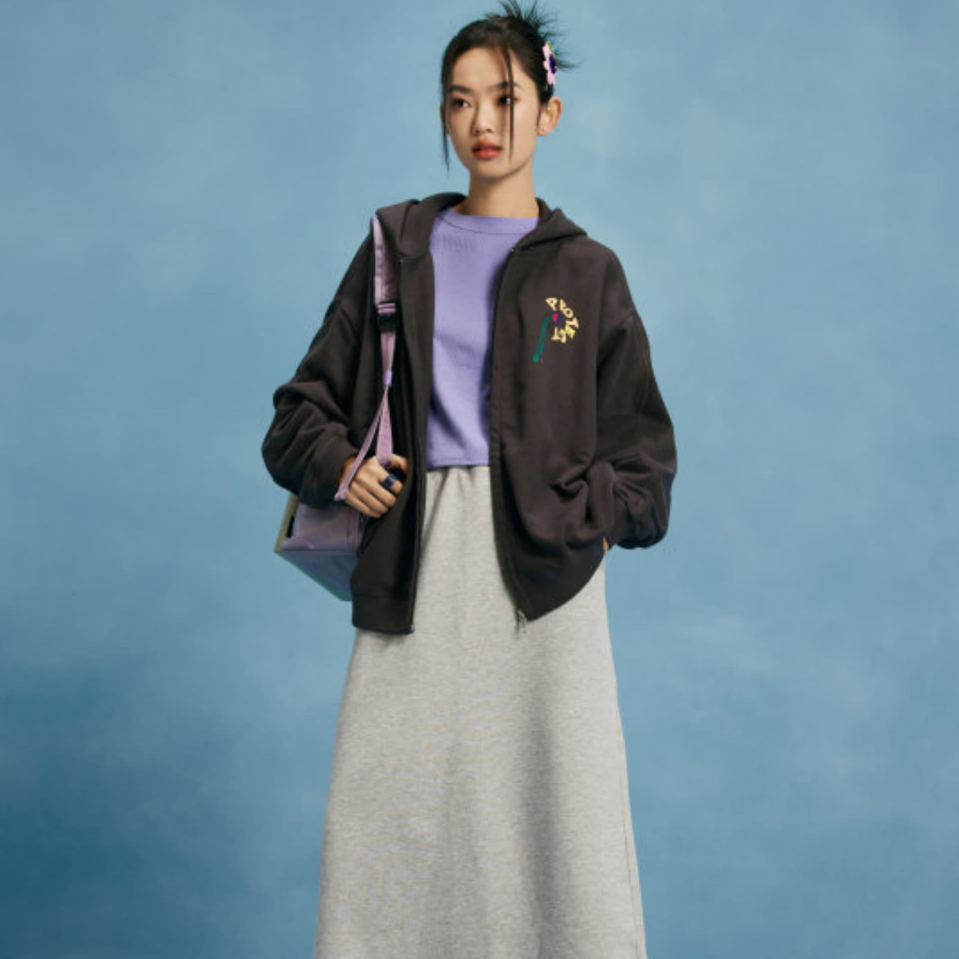 Худи Champion Rochester SS24 Logo - изображение 5