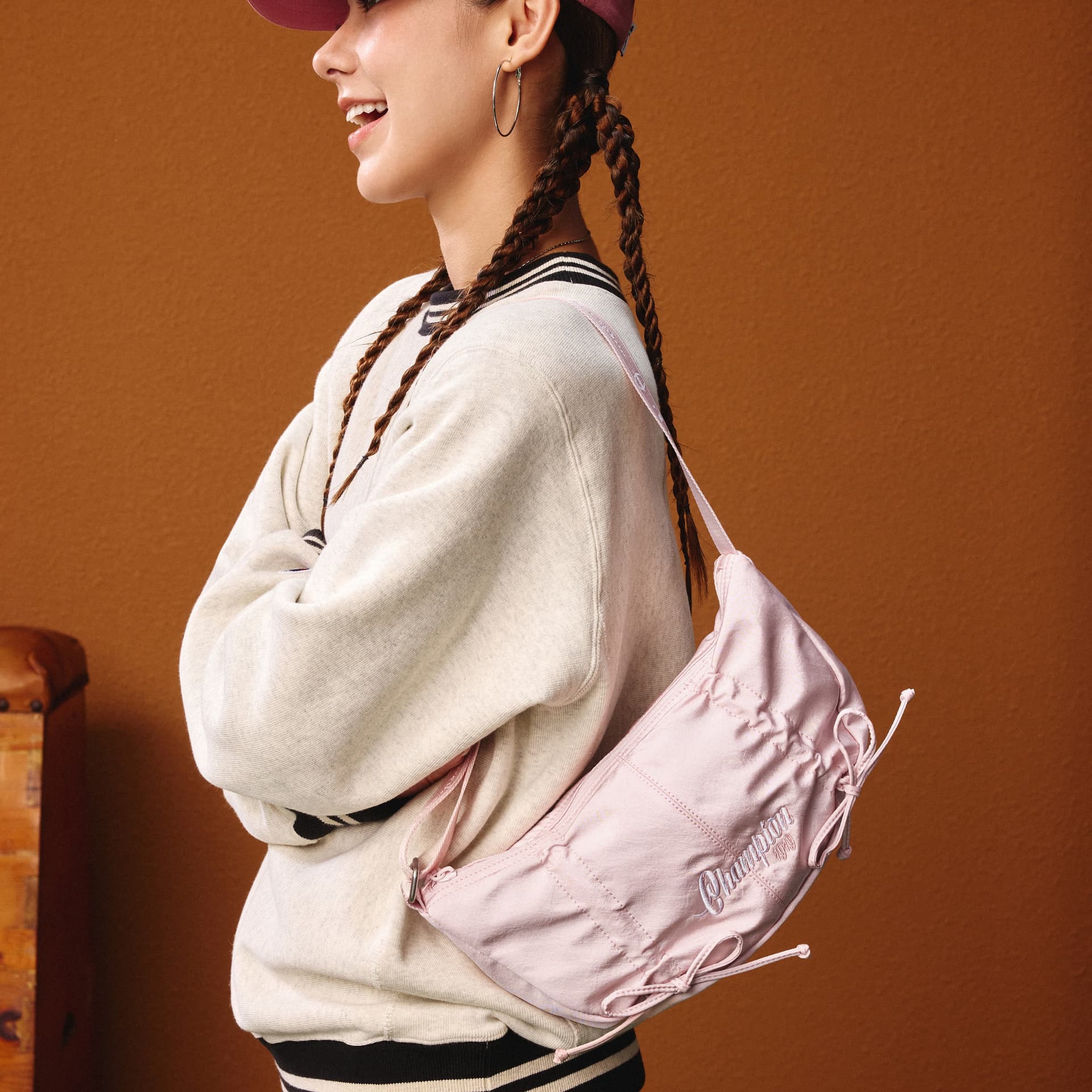 Сумка через плечо Champion Tiny Rope Shoulder Bag SS25 - изображение 5