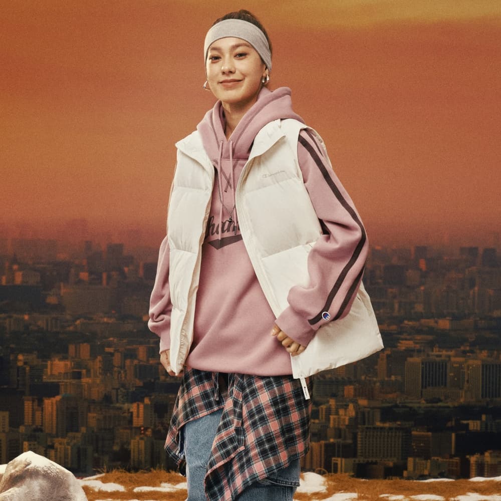 Жилет Champion FW25 Универсальный черный пух модный минималистичный контрастные цвета удобный классический винтаж версия для США жилеты унисекс - изображение 4