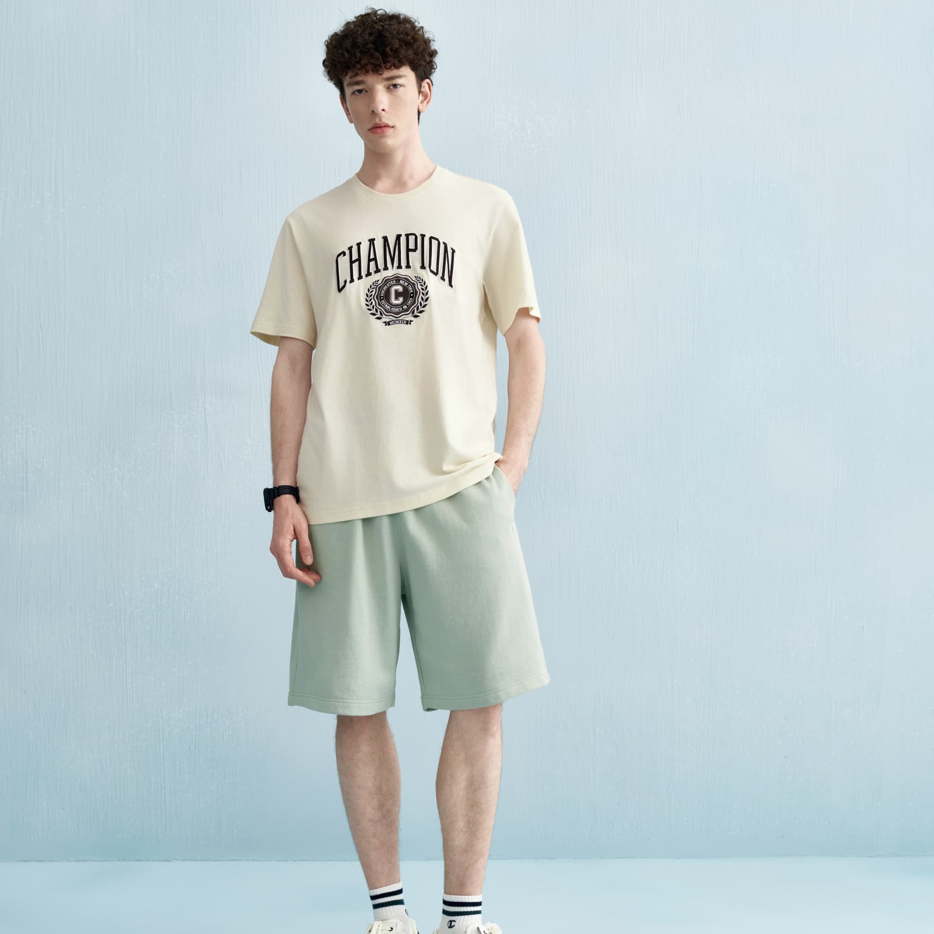 Футболка Champion SS25 YEARBOOK T-Shirt Европейская версия Унисекс - изображение 5