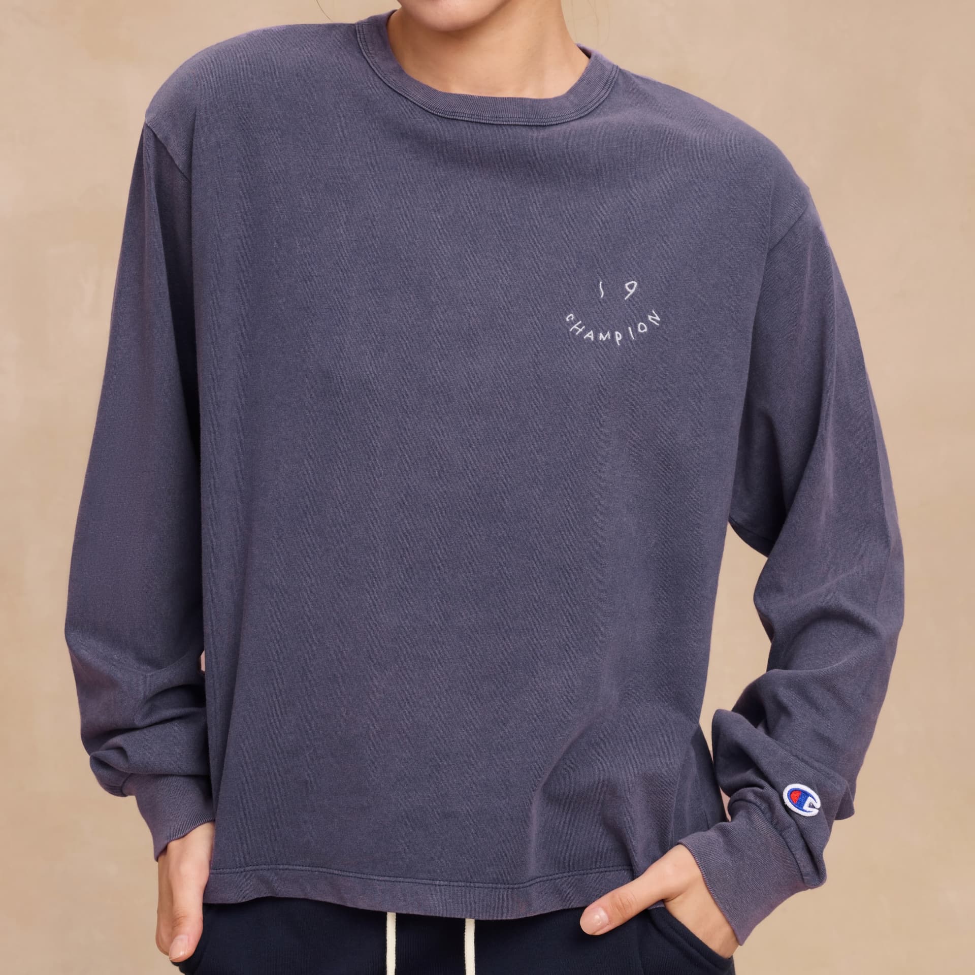 Футболка Champion FW25 WOMENS CASUAL Удобный винтажный классический минималистичный универсальный модный мягкий повседневный контрастные цвета длинный рукав версия для Японии футболка женский - изображение 6