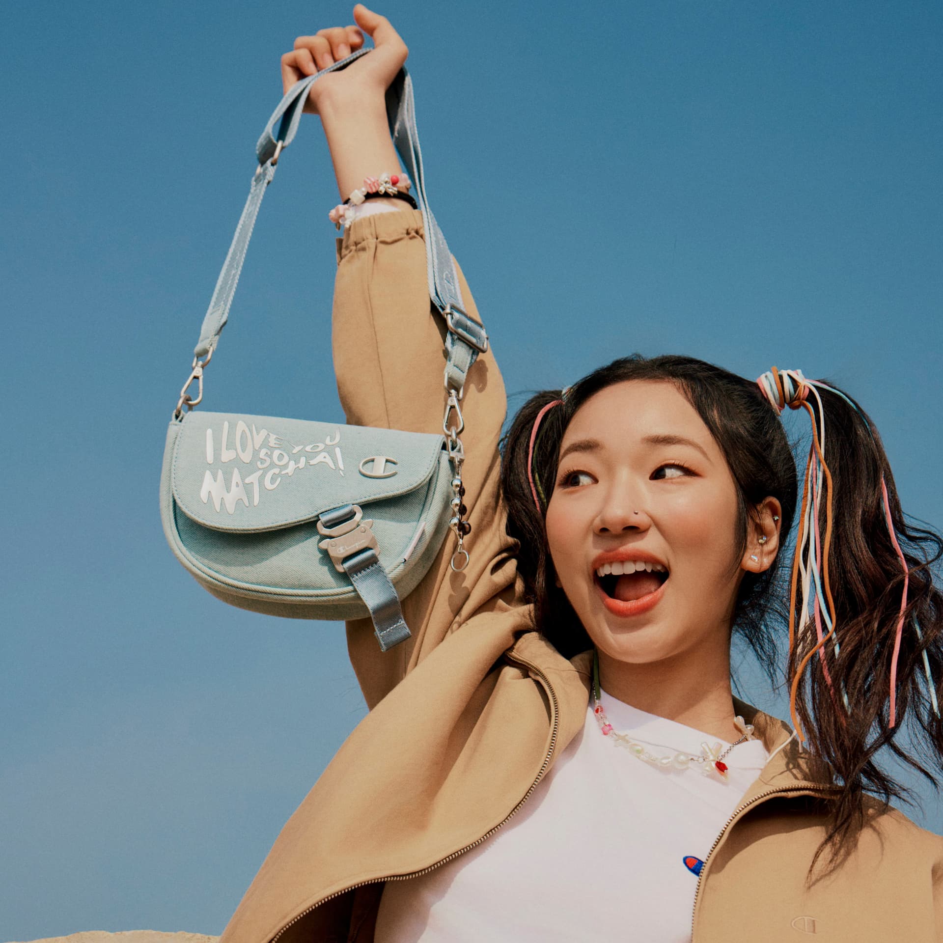 Сумка через плечо Champion Saddle Bag Ткань Сумка через плечо Женская Светло-Синий Деним Очистка Розовый - изображение 10