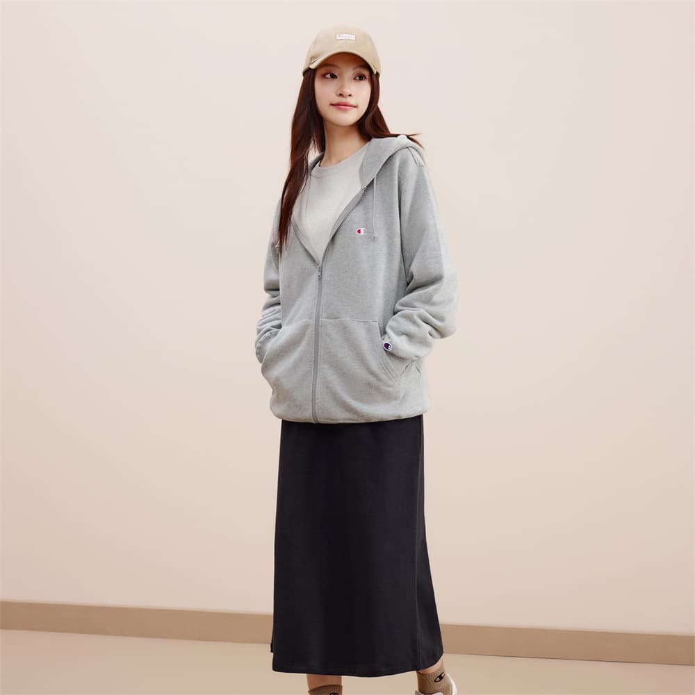 Худи Champion Logo Hoodie - изображение 5