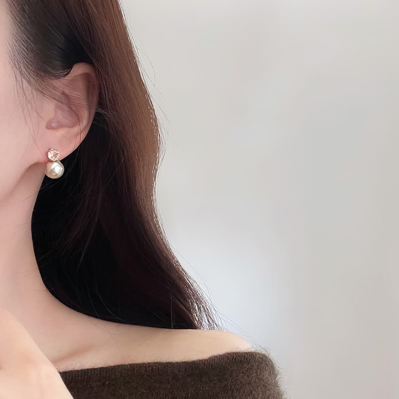 Серьги ONEKISS Синтетический кубический цирконий золото с покрытием медный искусственный жемчуг серьги-гвоздики женские - изображение 4