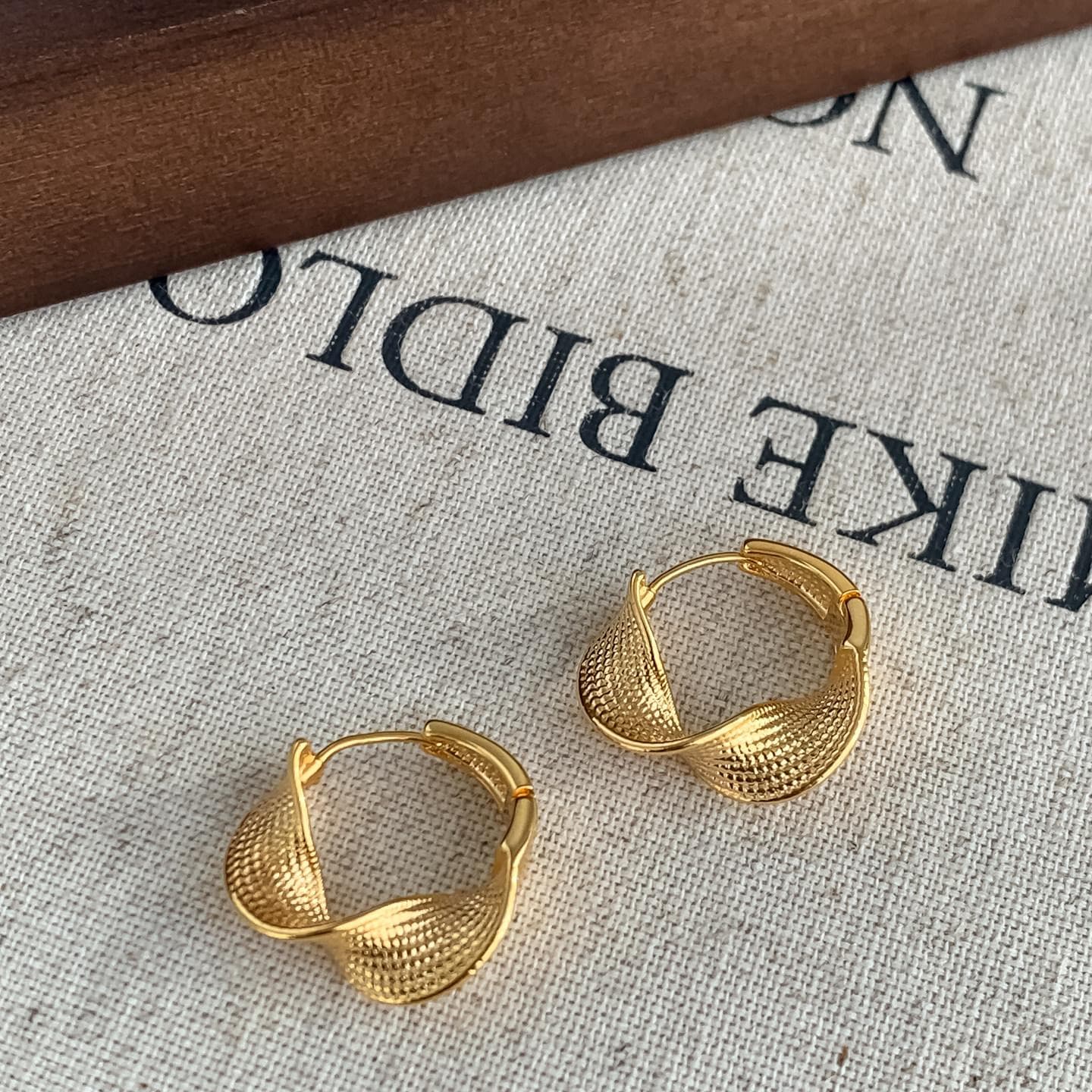 Серьги ONEKISS Серьги из меди с золотым покрытием женские - изображение 6