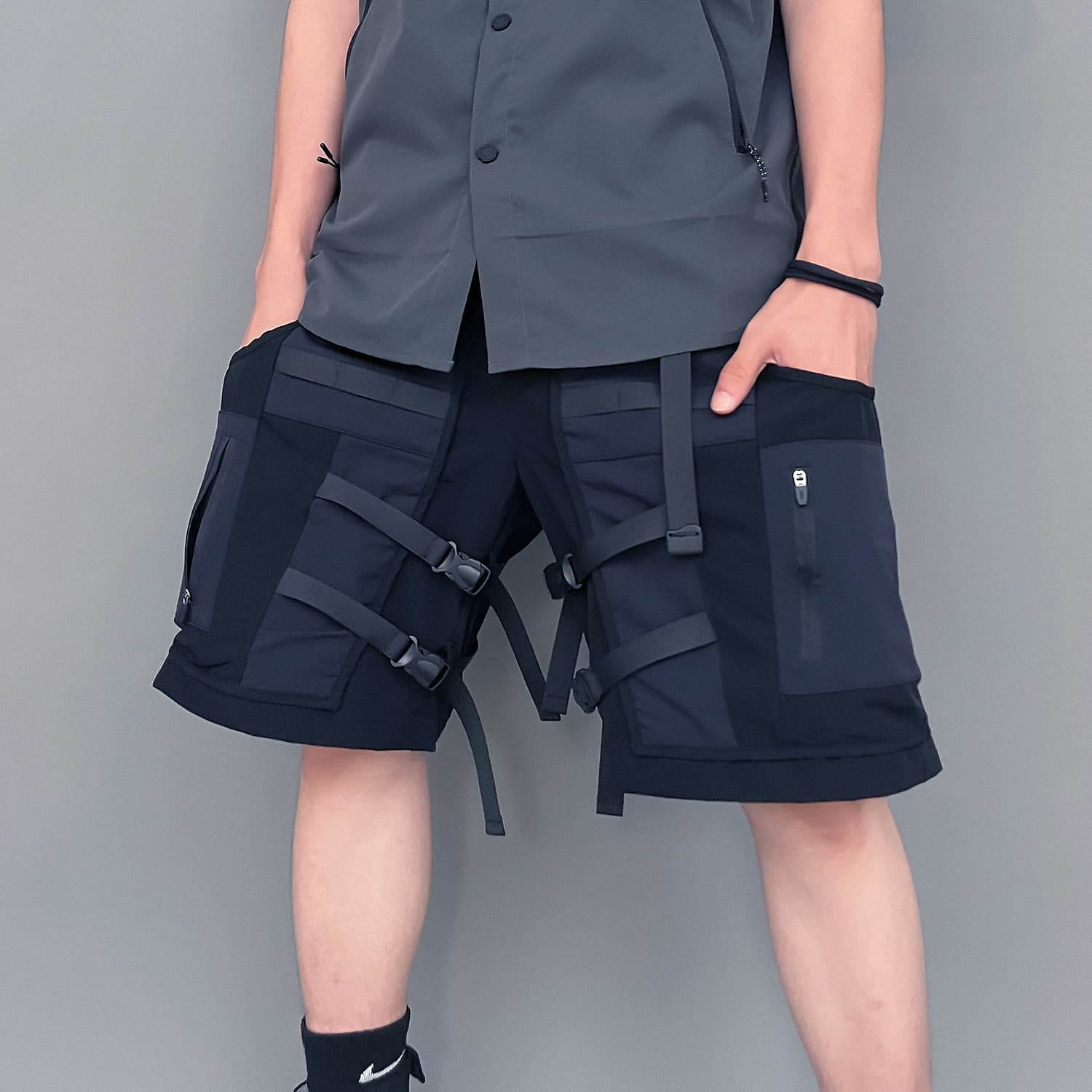 VIP Urban Techwear Collection Черные Мужские Карго Шорты - изображение 5