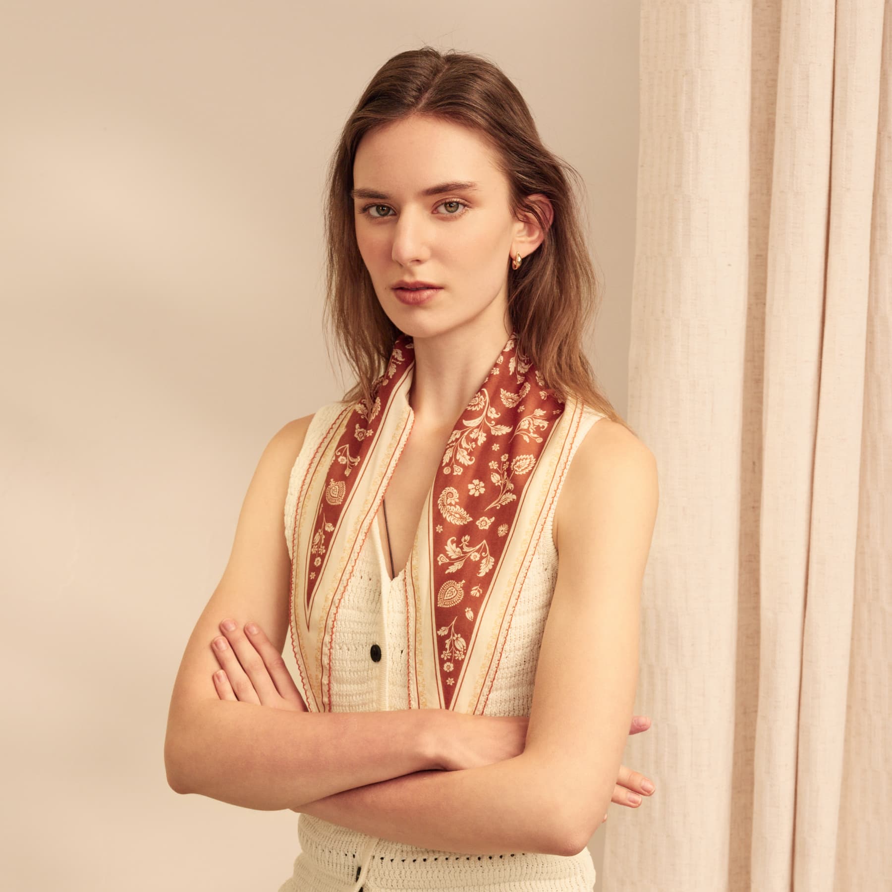 Платок ELLE Шарфы Женские - изображение 5