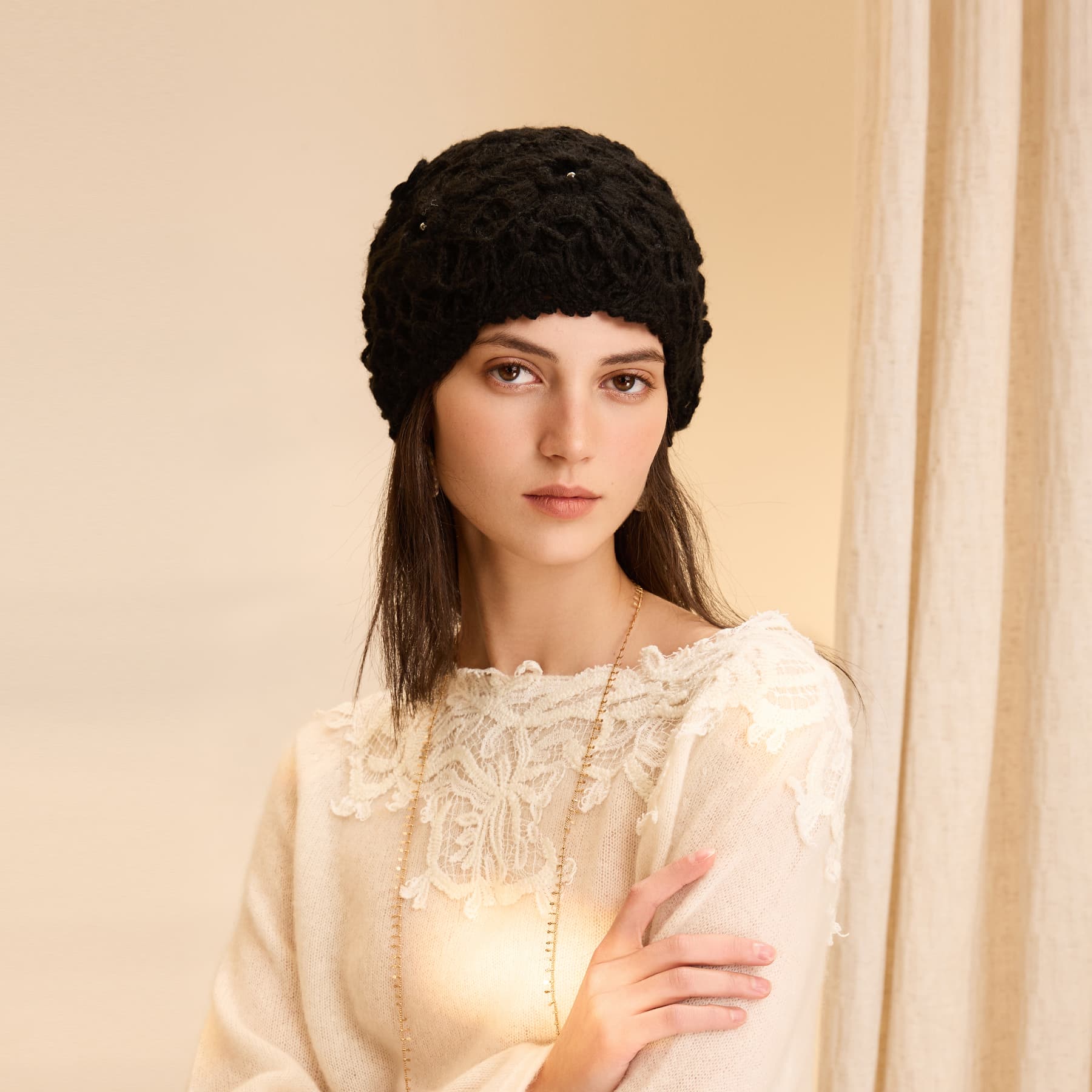 Шапка ELLE Акриловые Шапки-бини Женские - изображение 7
