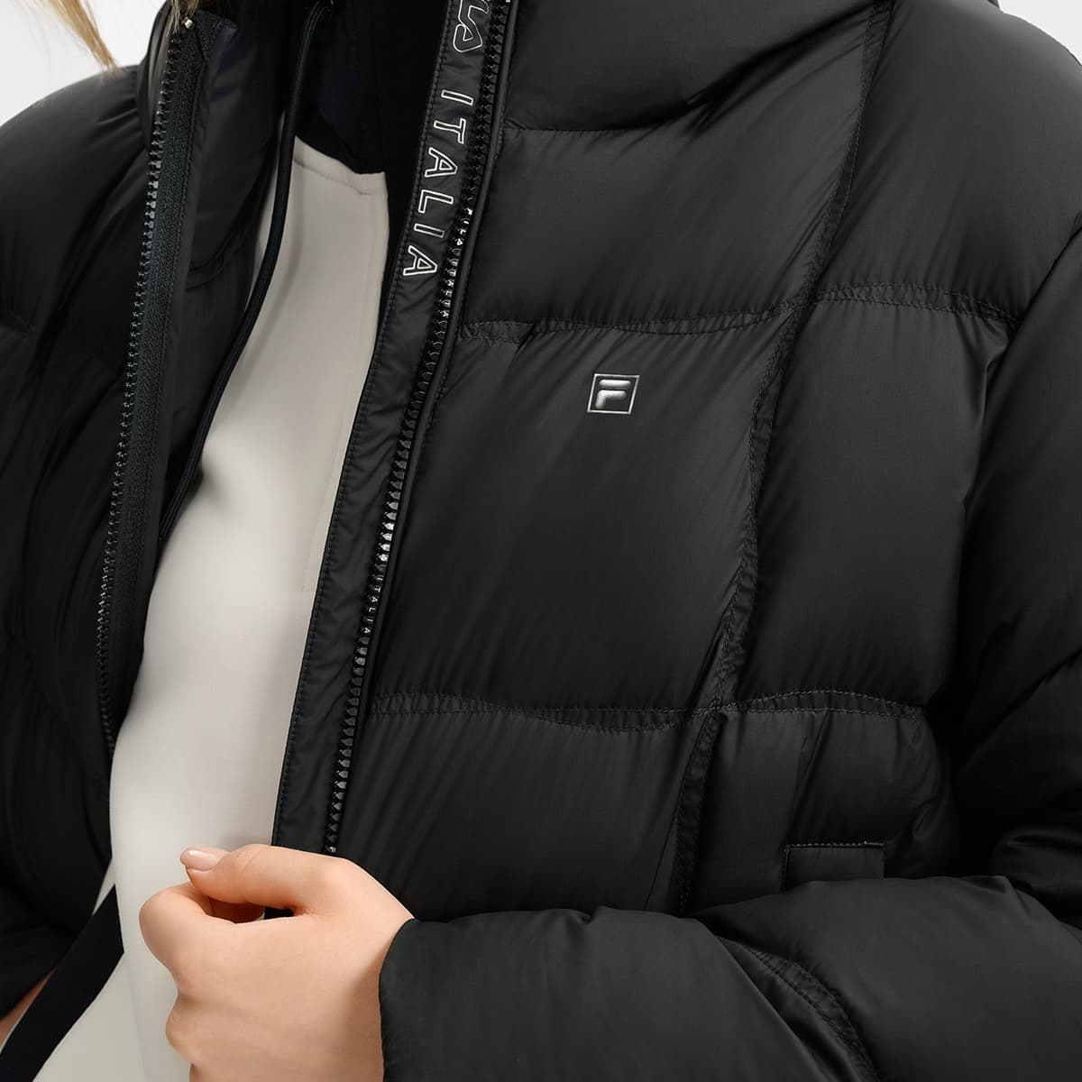 Пуховик FILA белый Пуховик Женские Глубокий черный - изображение 7