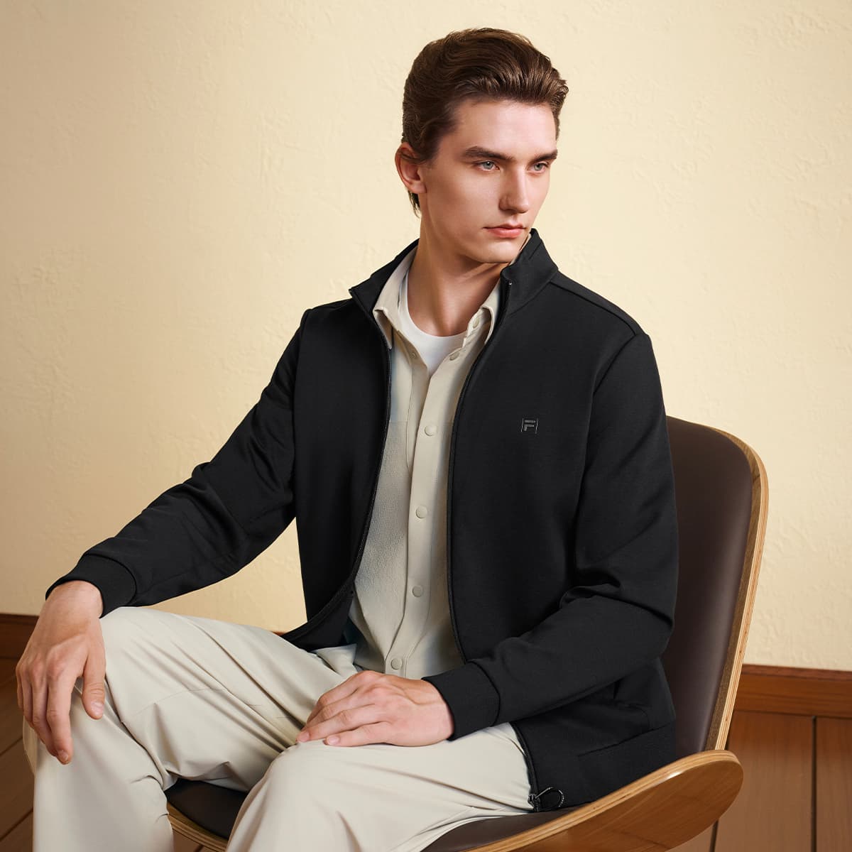 Куртка FILA Белый Глубокий Черный Мужские Куртки - изображение 4