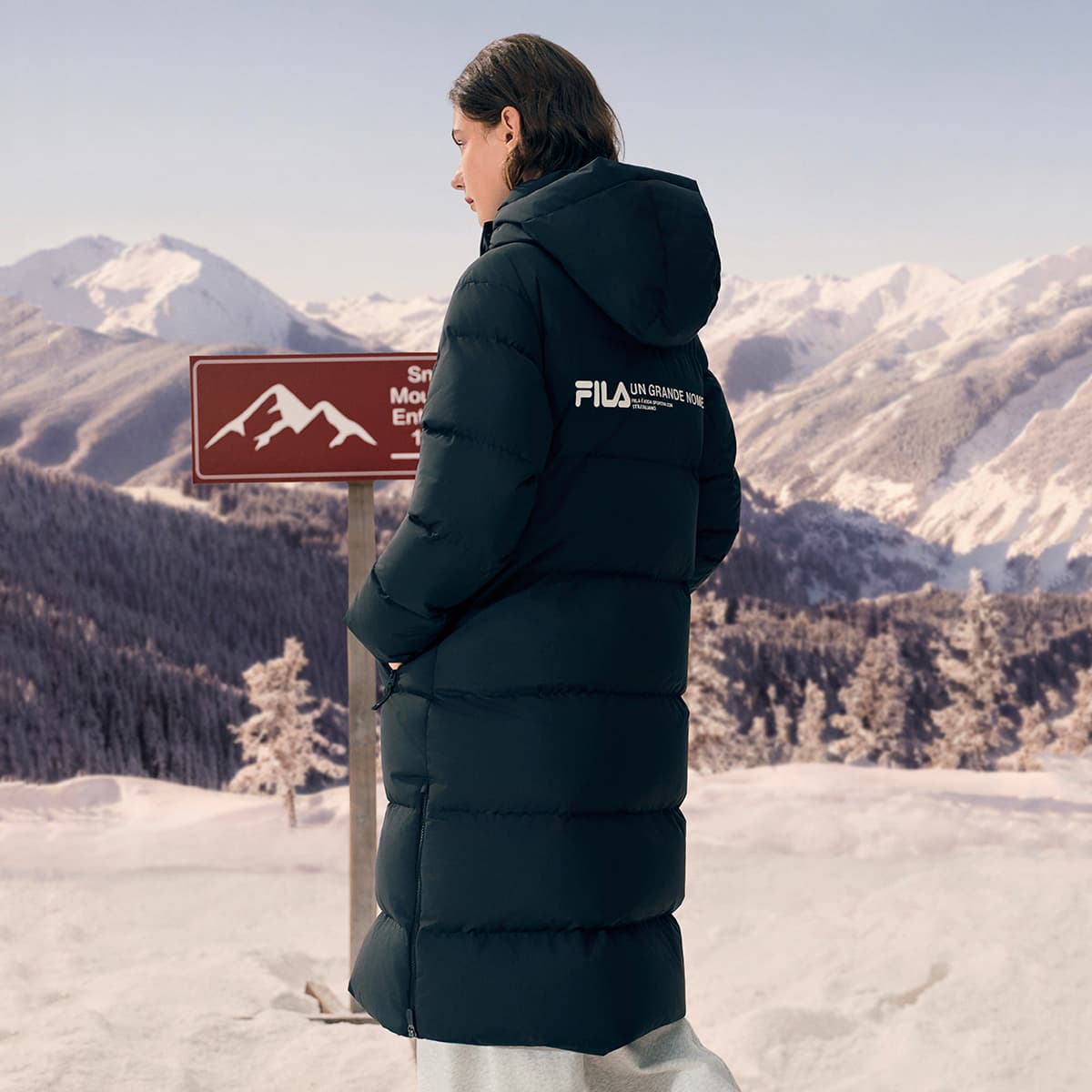 Пуховик FILA Пуховик Женские Глубокий черный - изображение 4