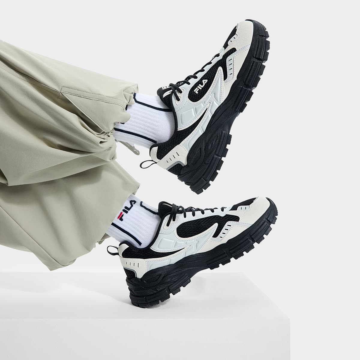 Кроссовки для бега FILA Blade Легкий Низкий Топ Беговые Кроссовки Женские Черные - изображение 6