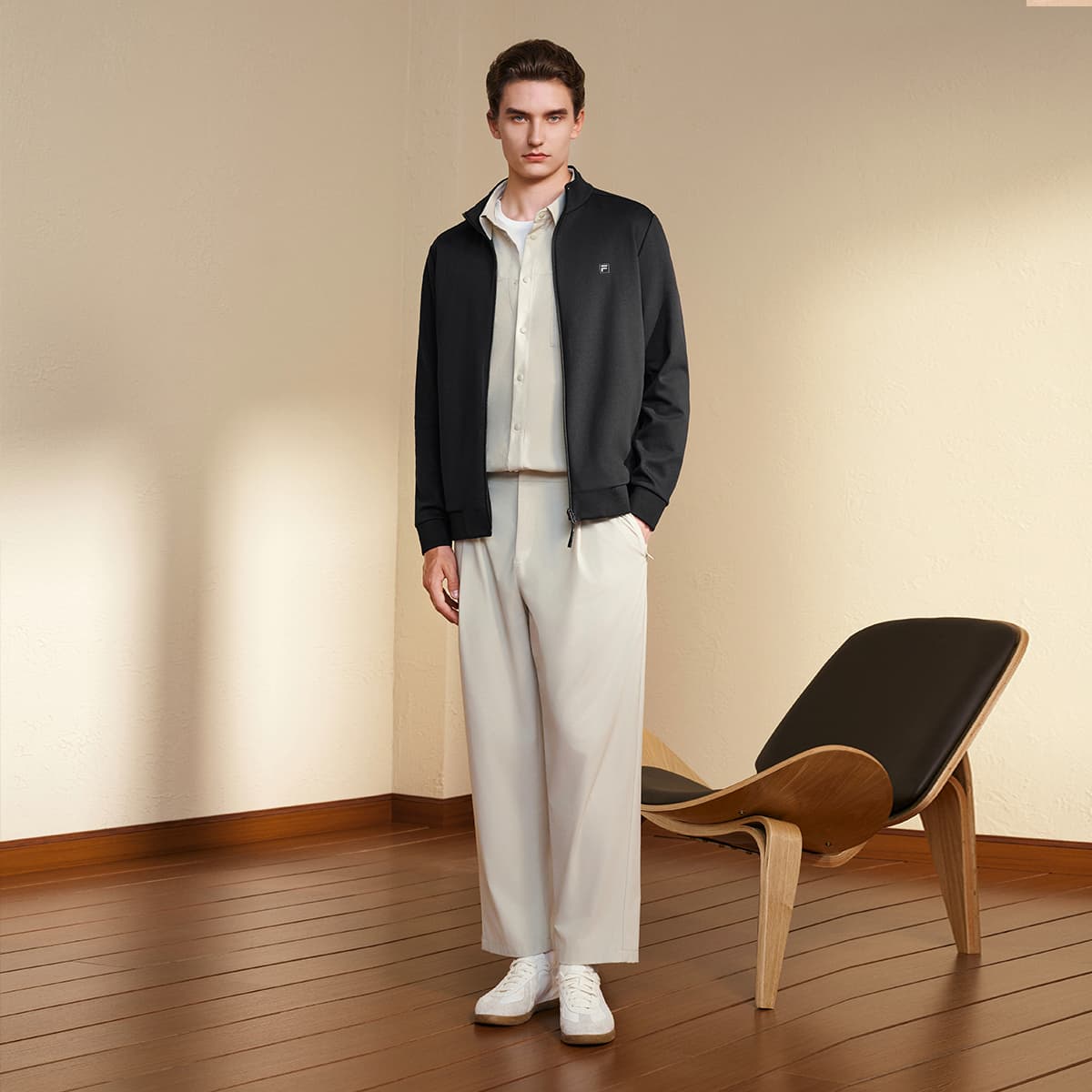 Куртка FILA Белый Глубокий Черный Мужские Куртки - изображение 6