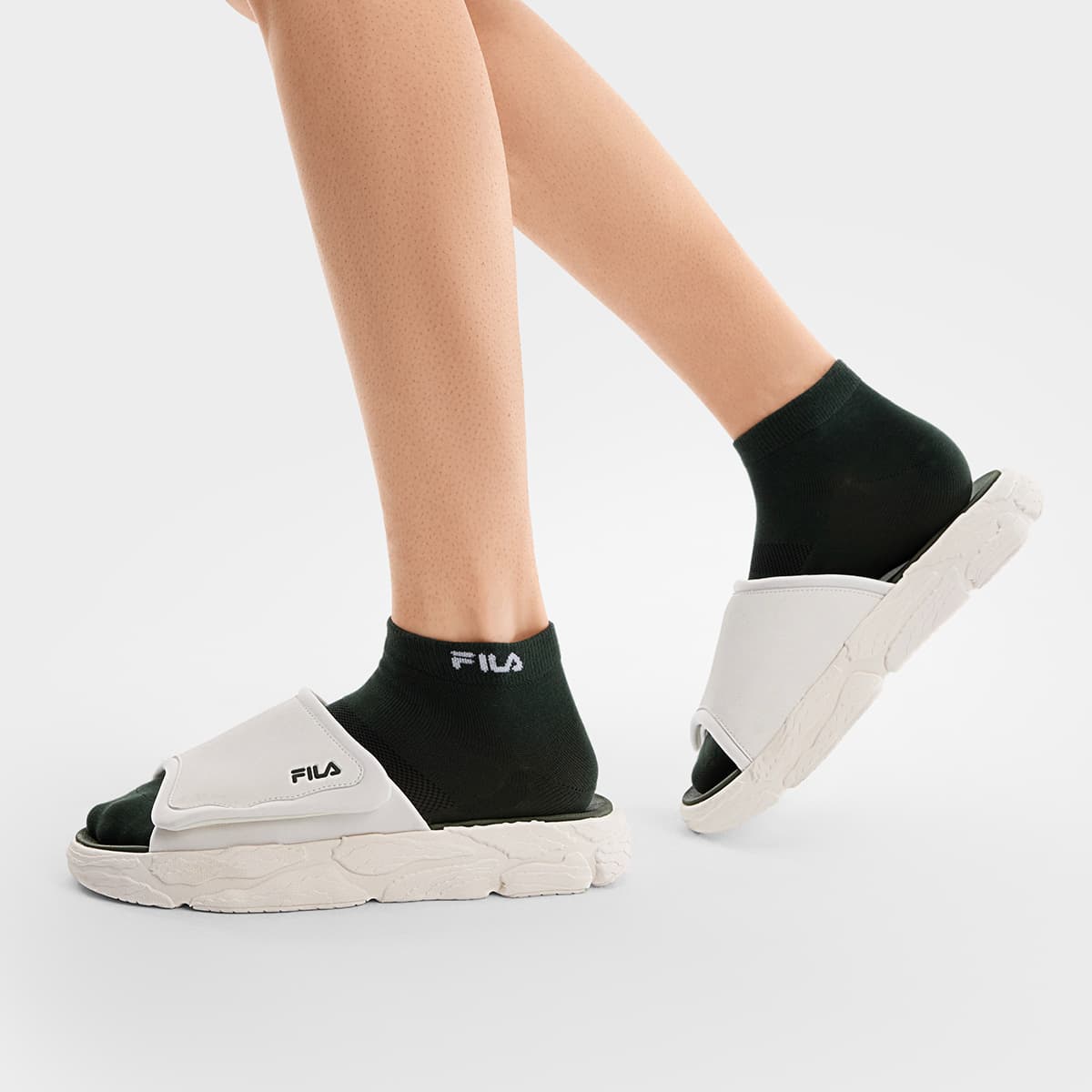 Сандалии FILA FERN SLIPPER Шлепанцы Мужские Снежные - изображение 7