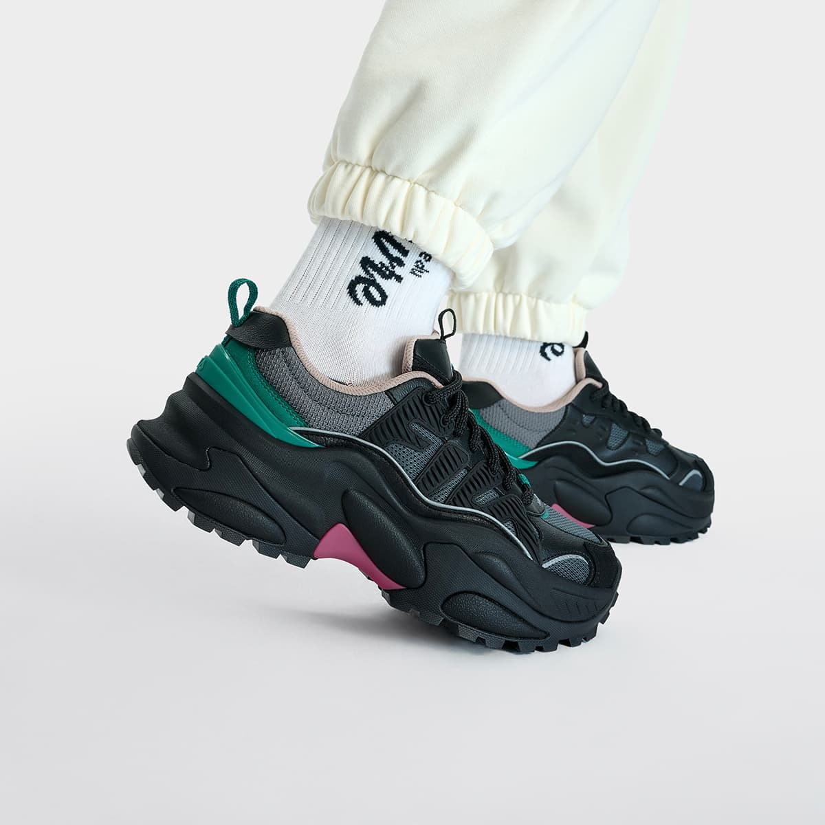 Кроссовки FILA - изображение 8