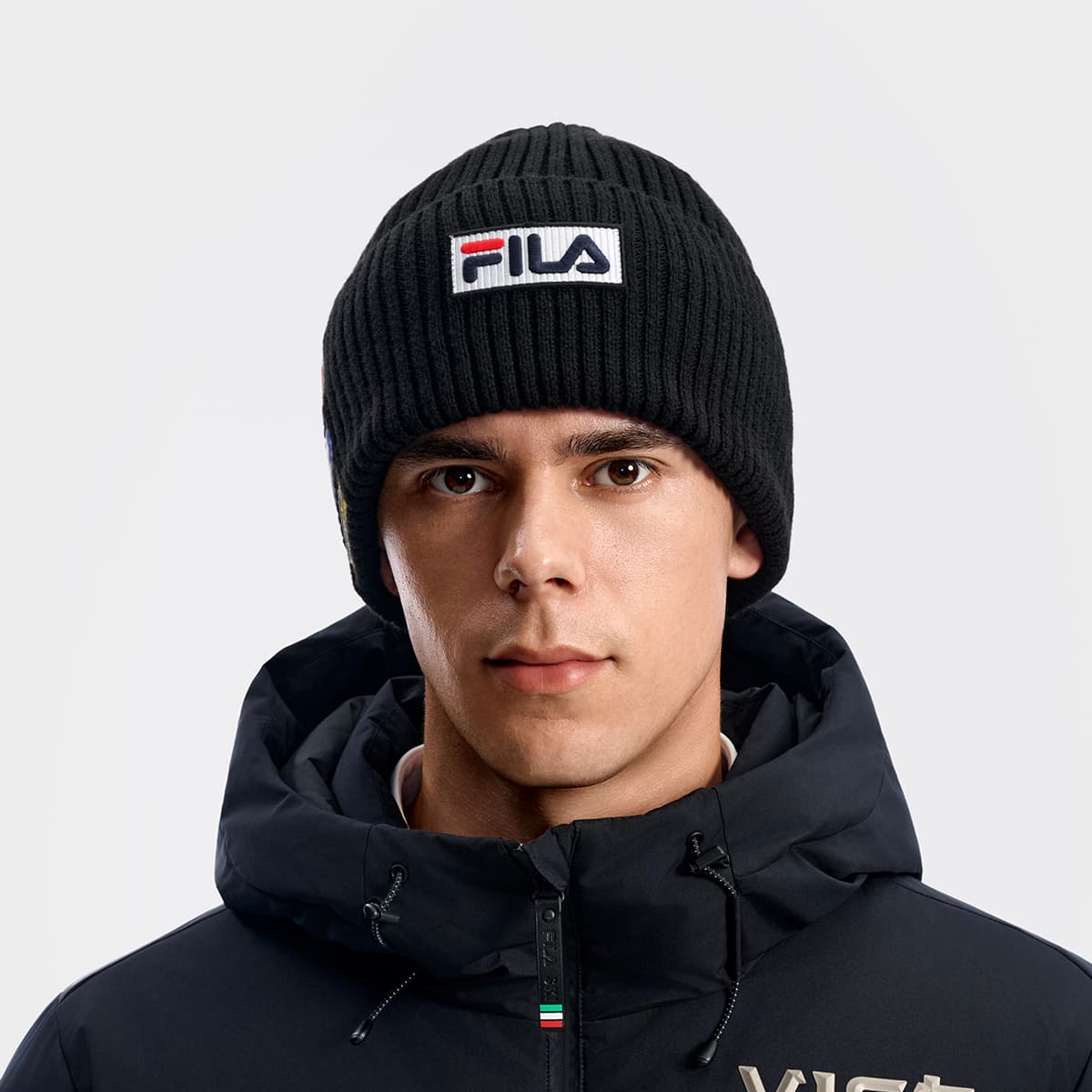 Шапка FILA Акриловая овечья шерсть шерсть полиэстеровое волокно шапка-бини унисекс глубокий черный - изображение 4