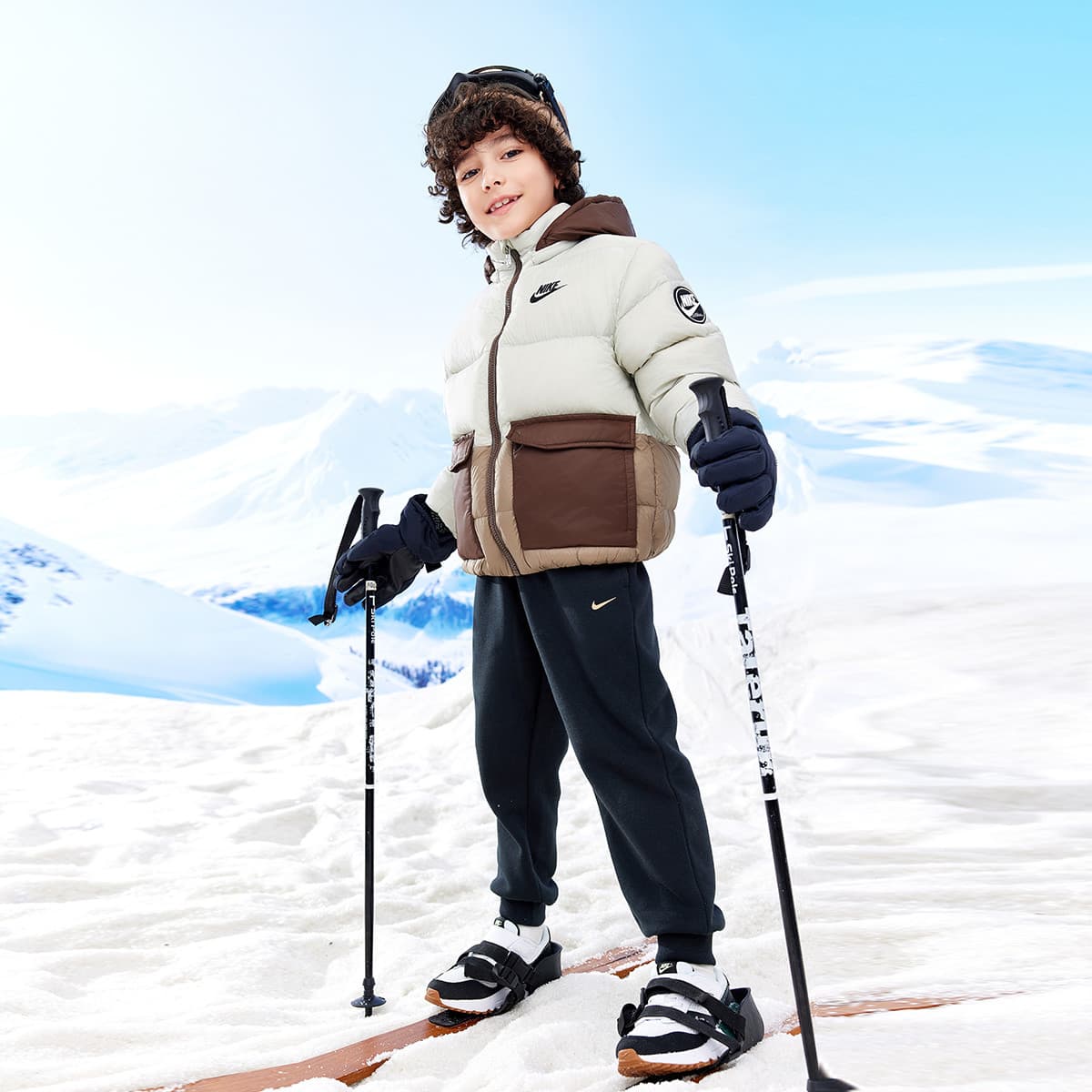 Nike Березовый Белый Kids Пуховики - изображение 4