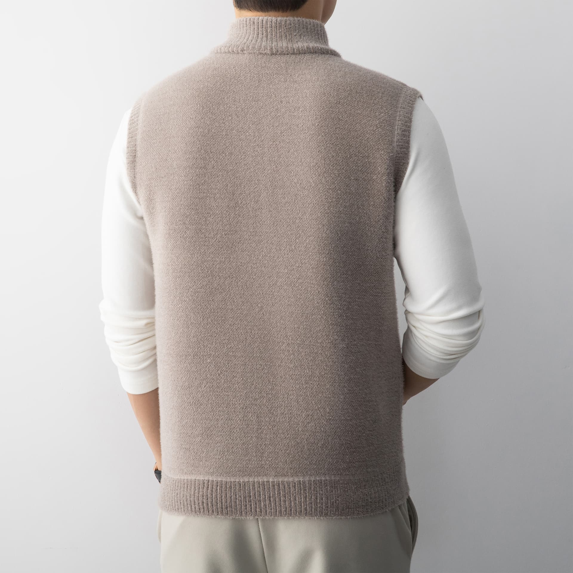 Жилет PIERRE CARDIN Мужские жилеты - изображение 2