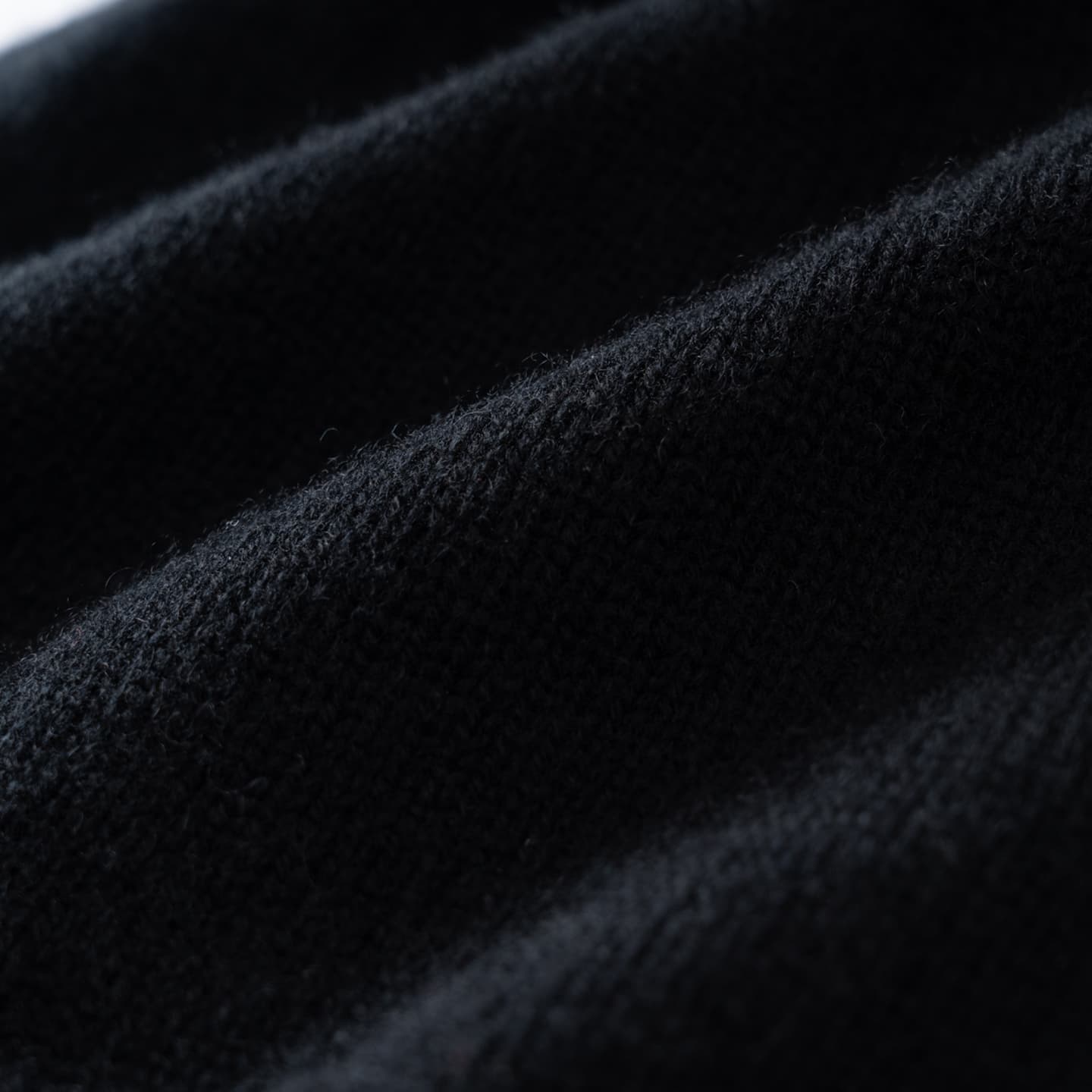 Шапка PIERRE CARDIN Плюшевая шапка-бини с круглым узором для женщин - изображение 4
