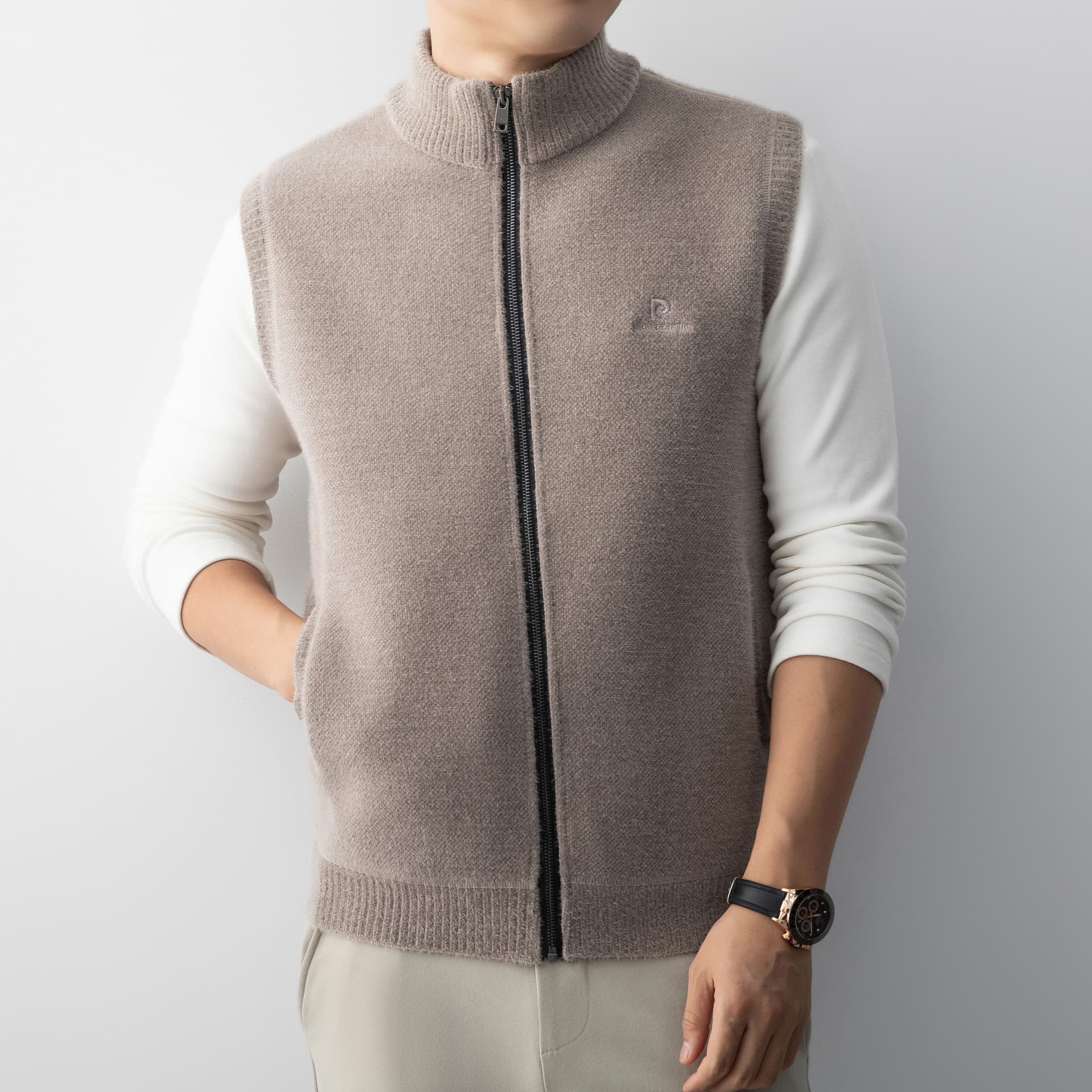 Жилет PIERRE CARDIN Мужские жилеты - изображение 3