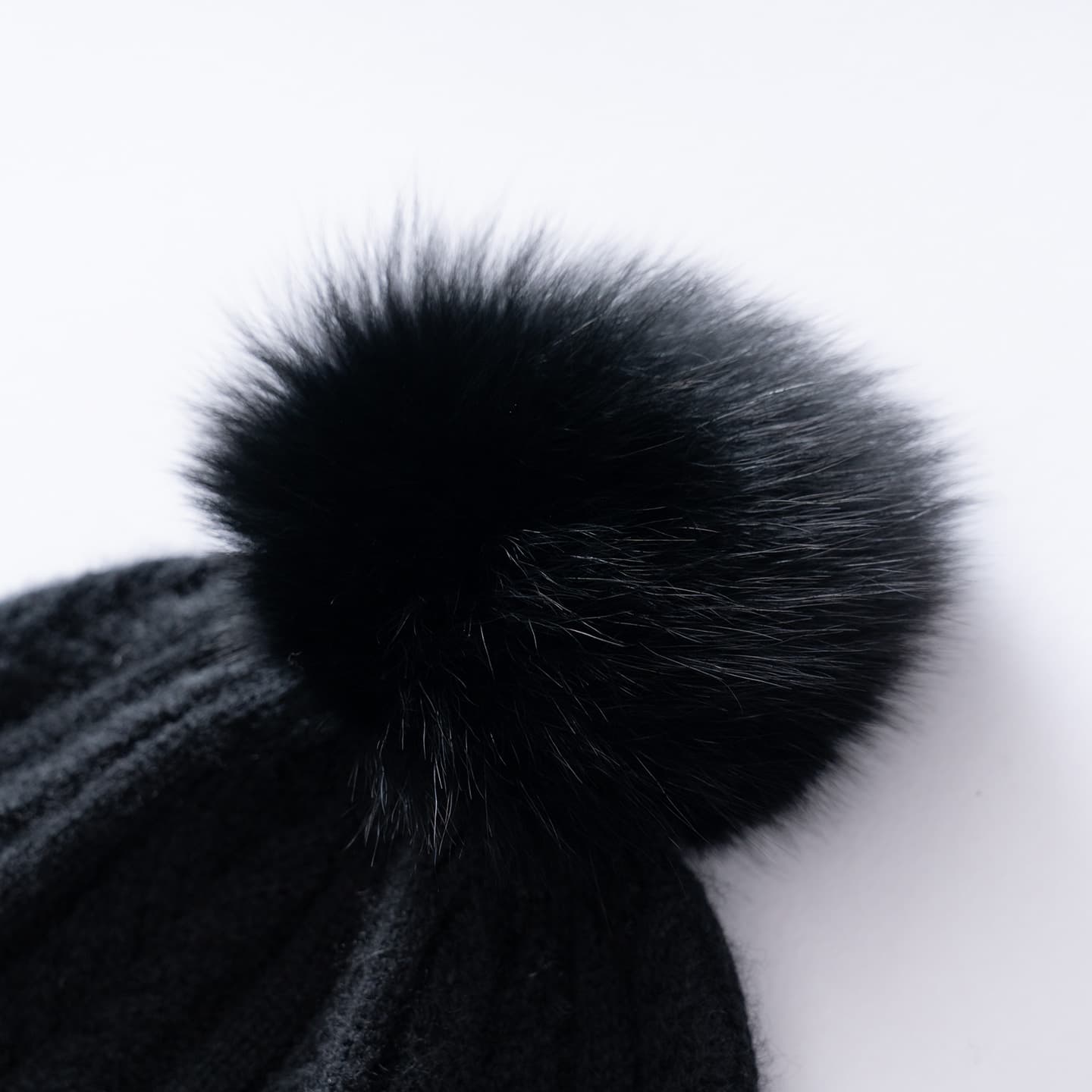 Шапка PIERRE CARDIN Шерстяные бини женские - изображение 23