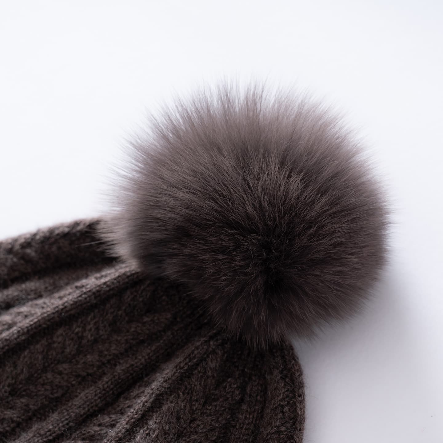 Шапка PIERRE CARDIN Шерстяные бини женские - изображение 7